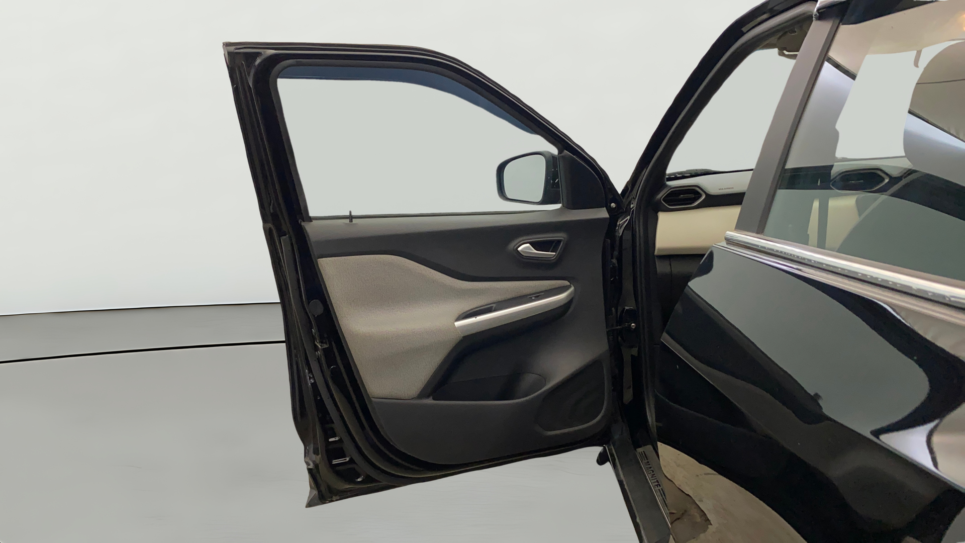 2023 Nissan MAGNITE XL, Petrol, Manual, 38,237 km, LHS Front Door