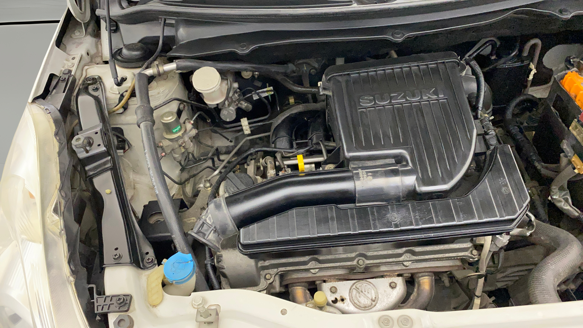 2013 Maruti Swift VXI, Petrol, Manual, 51,880 km, Engine View - Right