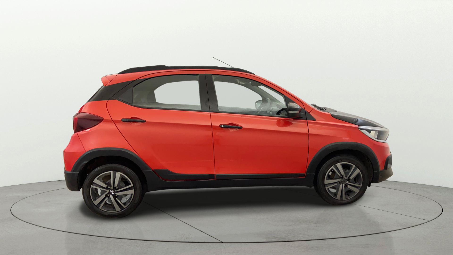 2023 Tata TIAGO NRG XZ MT, Petrol, Manual, 14,328 km, Right Side View