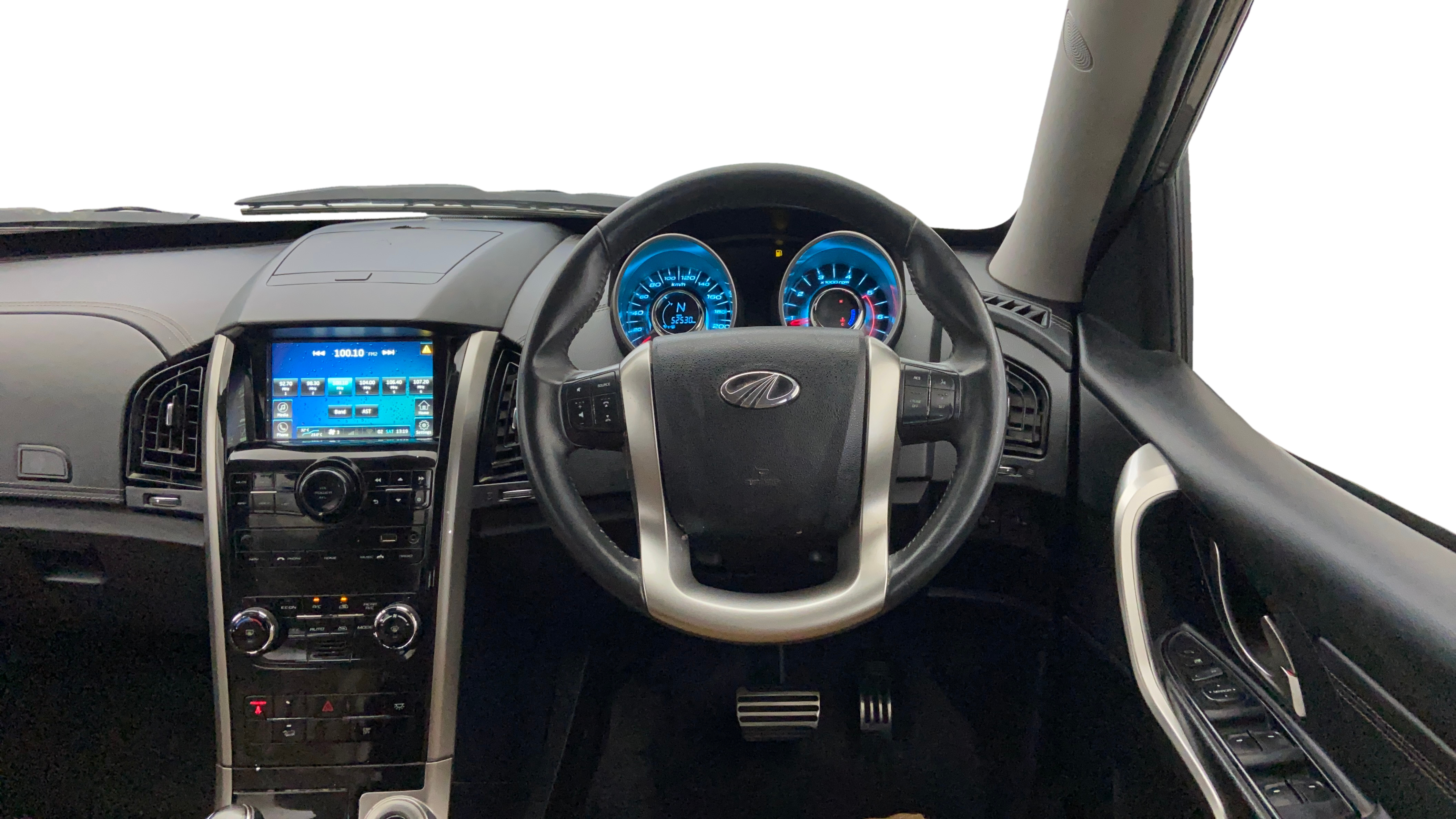 2019 Mahindra XUV500 W11 AT, Diesel, Automatic, 52,522 km, Steering Wheel Close Up