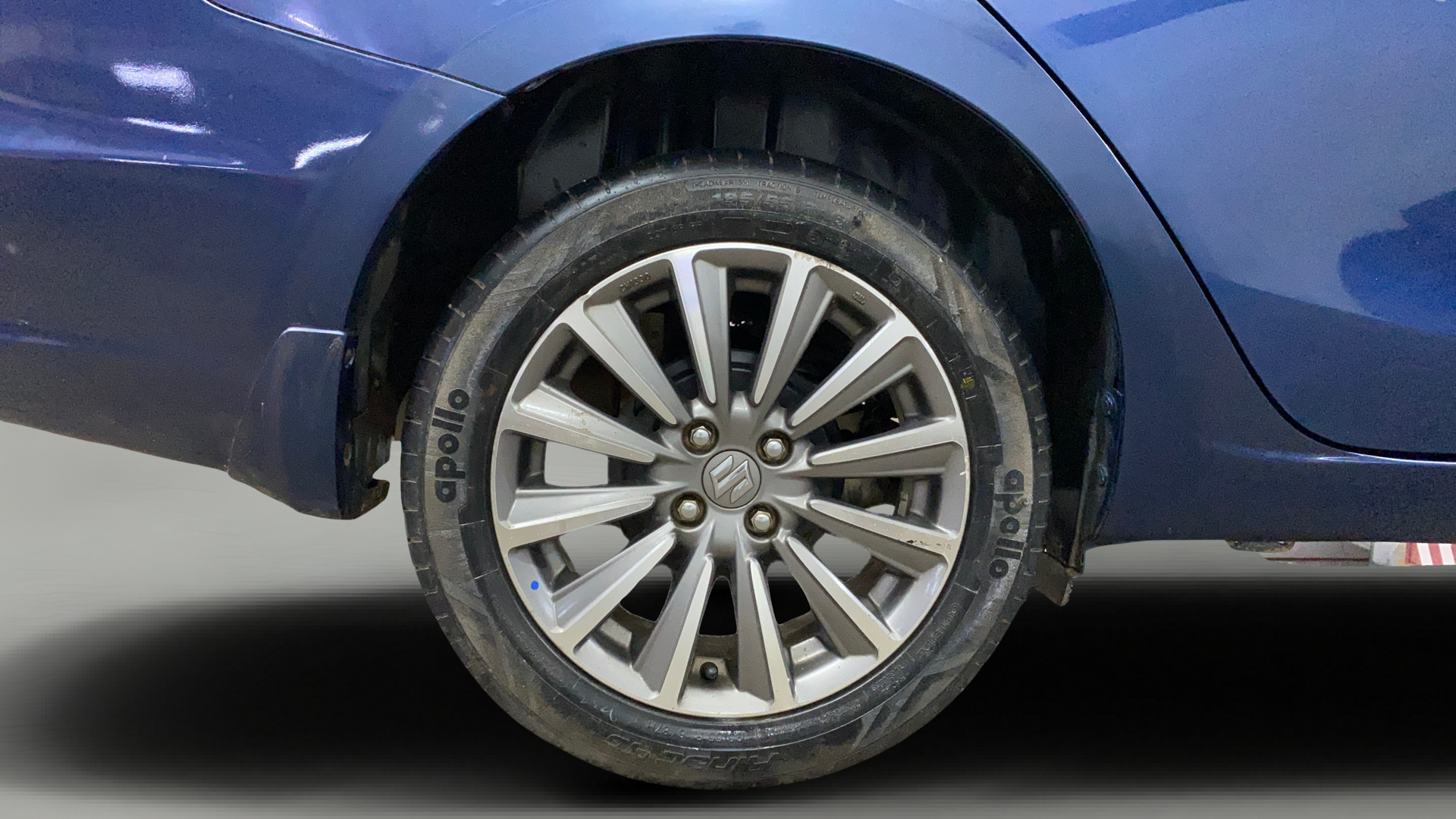 2019 Maruti Ciaz ALPHA 1.5 SHVS PETROL, Petrol, Manual, 48,884 km, Right Rear Wheel
