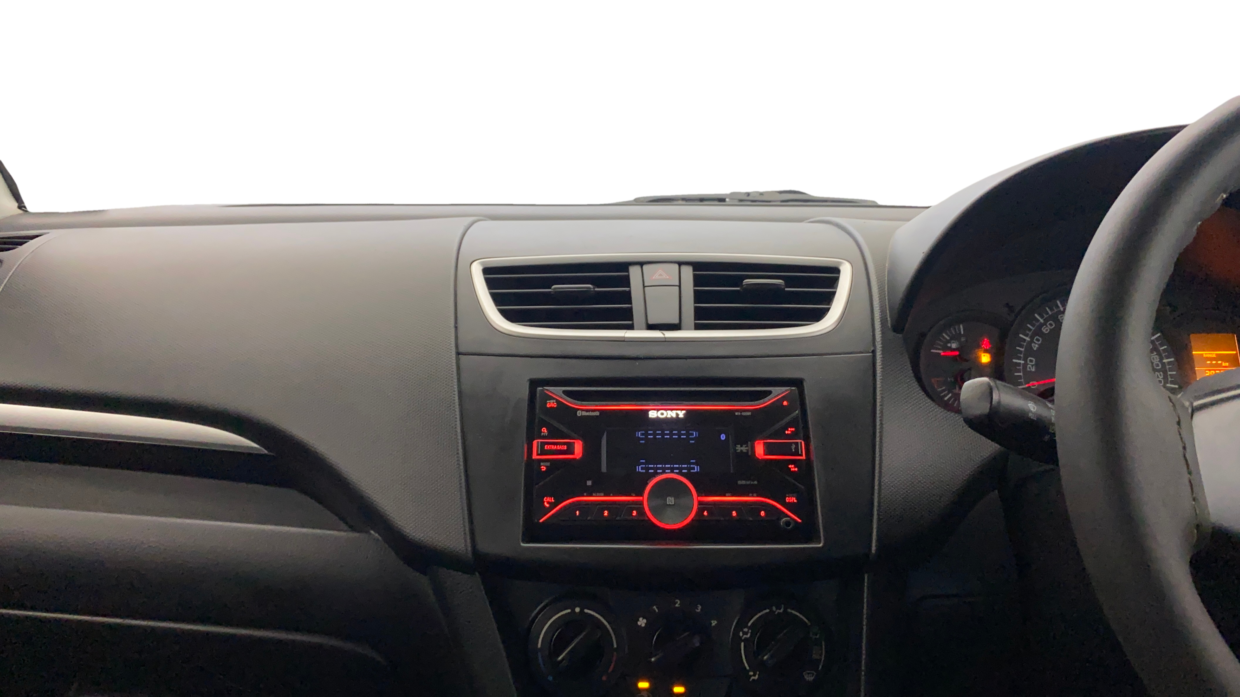 2015 Maruti Swift LXI (O), Petrol, Manual, 38,356 km, Air Conditioner