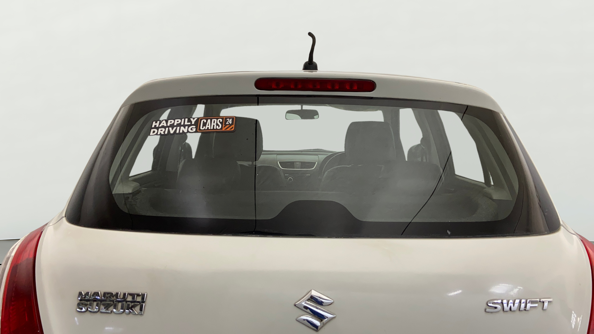2016 Maruti Swift LXI (O), Petrol, Manual, 54,201 km, Rear Windshield