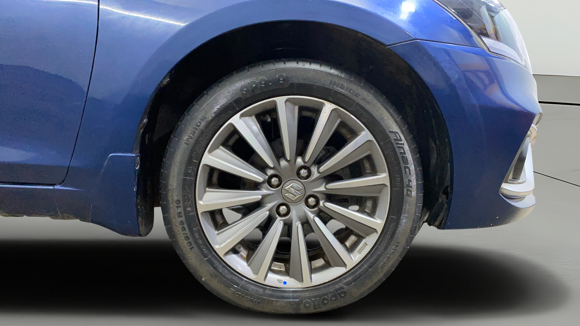 2019 Maruti Ciaz ALPHA 1.5 SHVS PETROL, Petrol, Manual, 48,884 km, Right Front Wheel