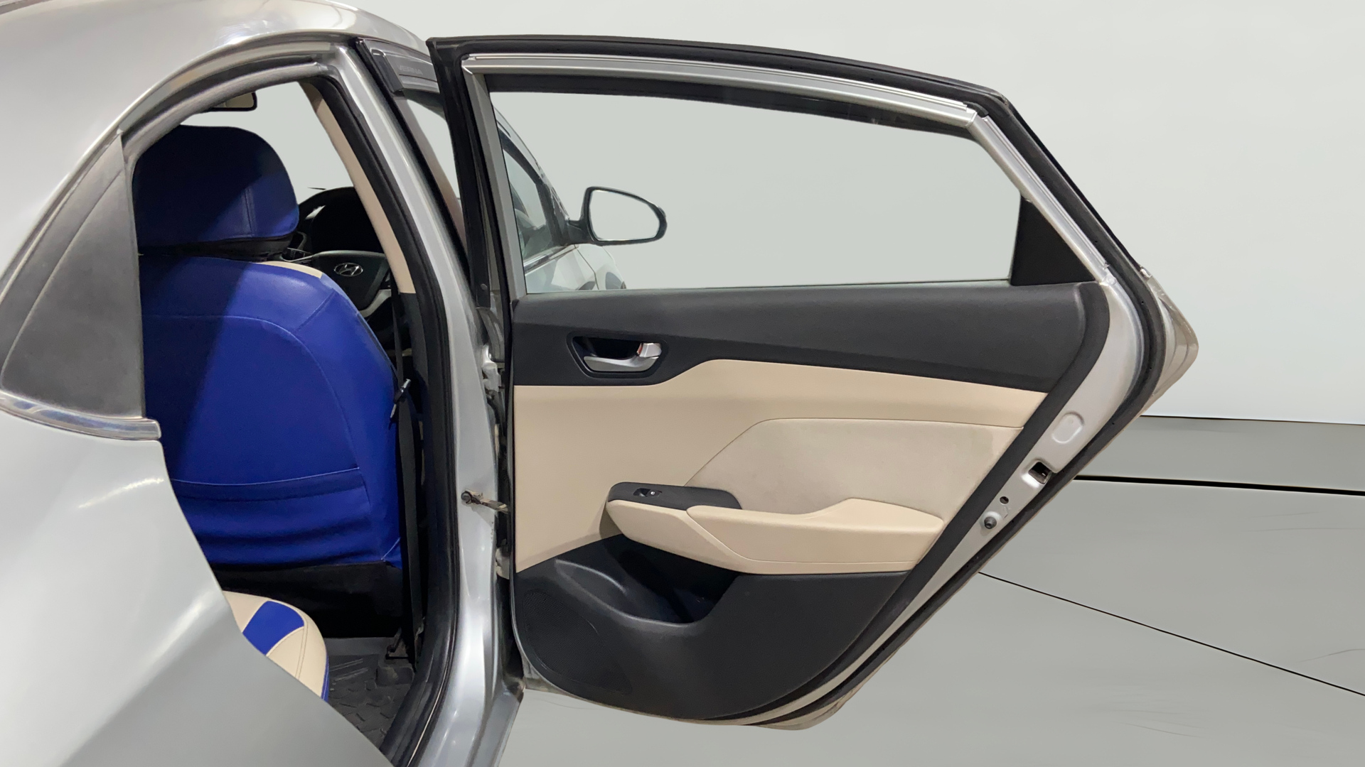 2019 Hyundai Verna 1.6 VTVT SX, Petrol, Manual, 47,530 km, RHS Rear Door
