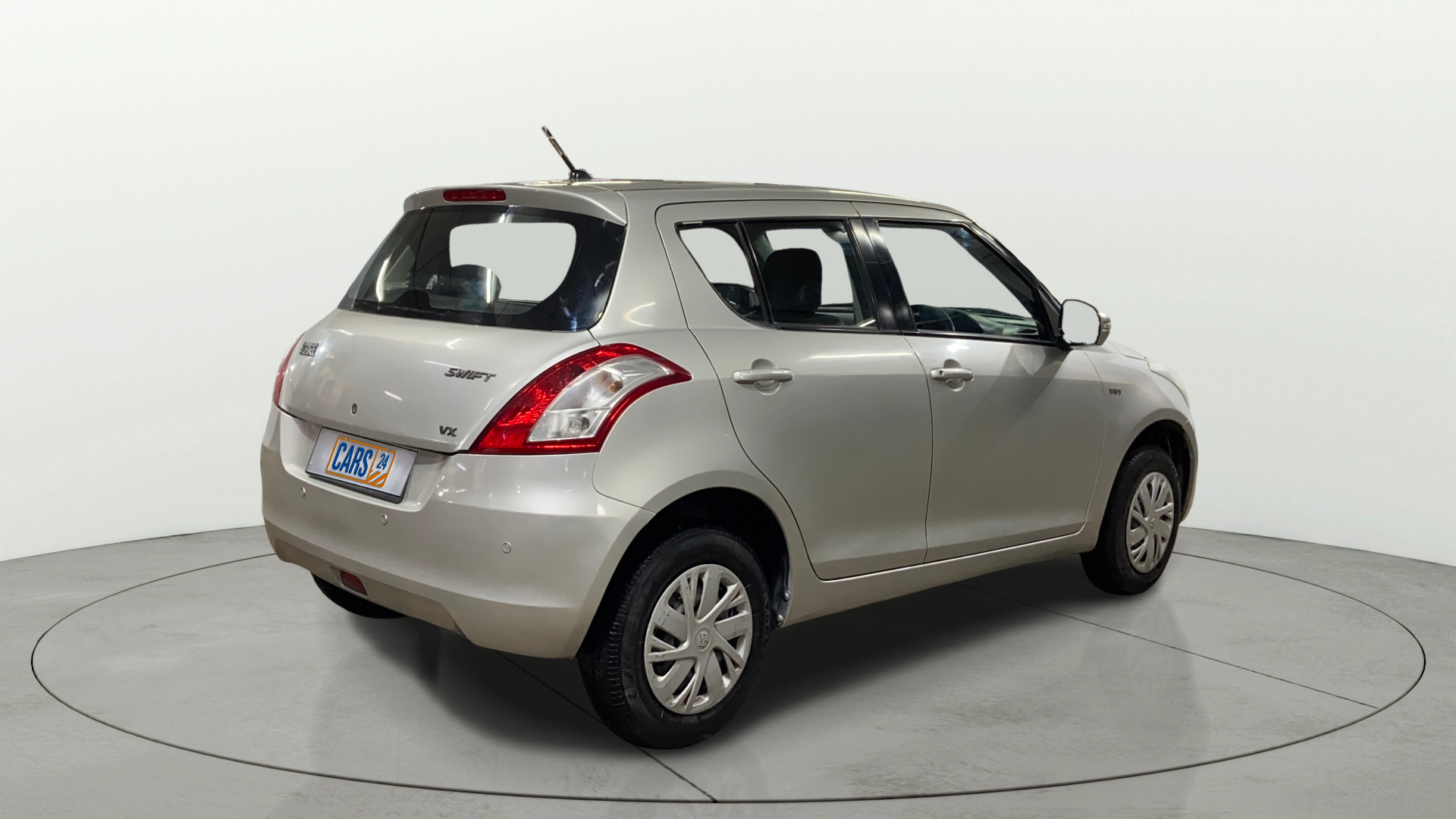 2015 Maruti Swift VXI, Petrol, Manual, 32,808 km, Right Back Diagonal
