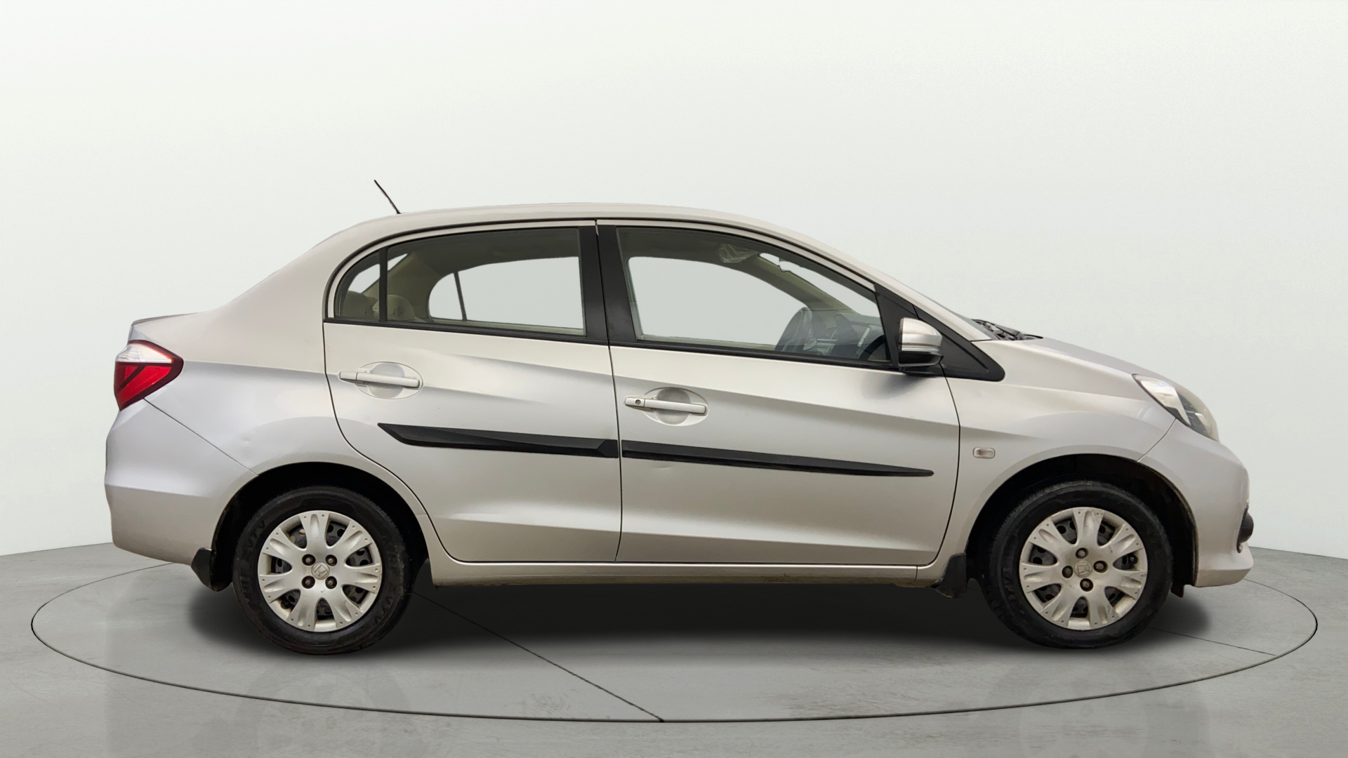 2017 Honda Amaze 1.2L I-VTEC S, Petrol, Manual, 1,45,797 km, Right Side View