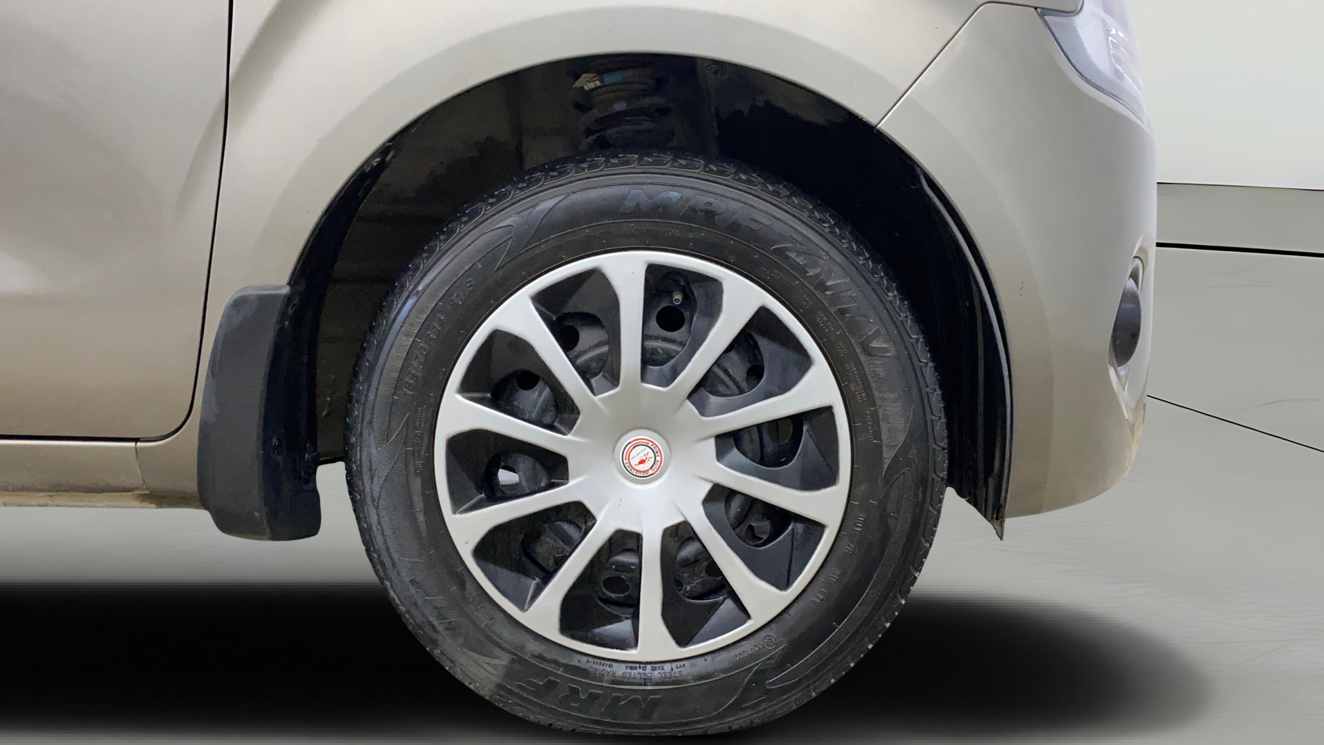 2021 Maruti New Wagon-R VXI 1.0, Petrol, Manual, 15,949 km, Right Front Wheel