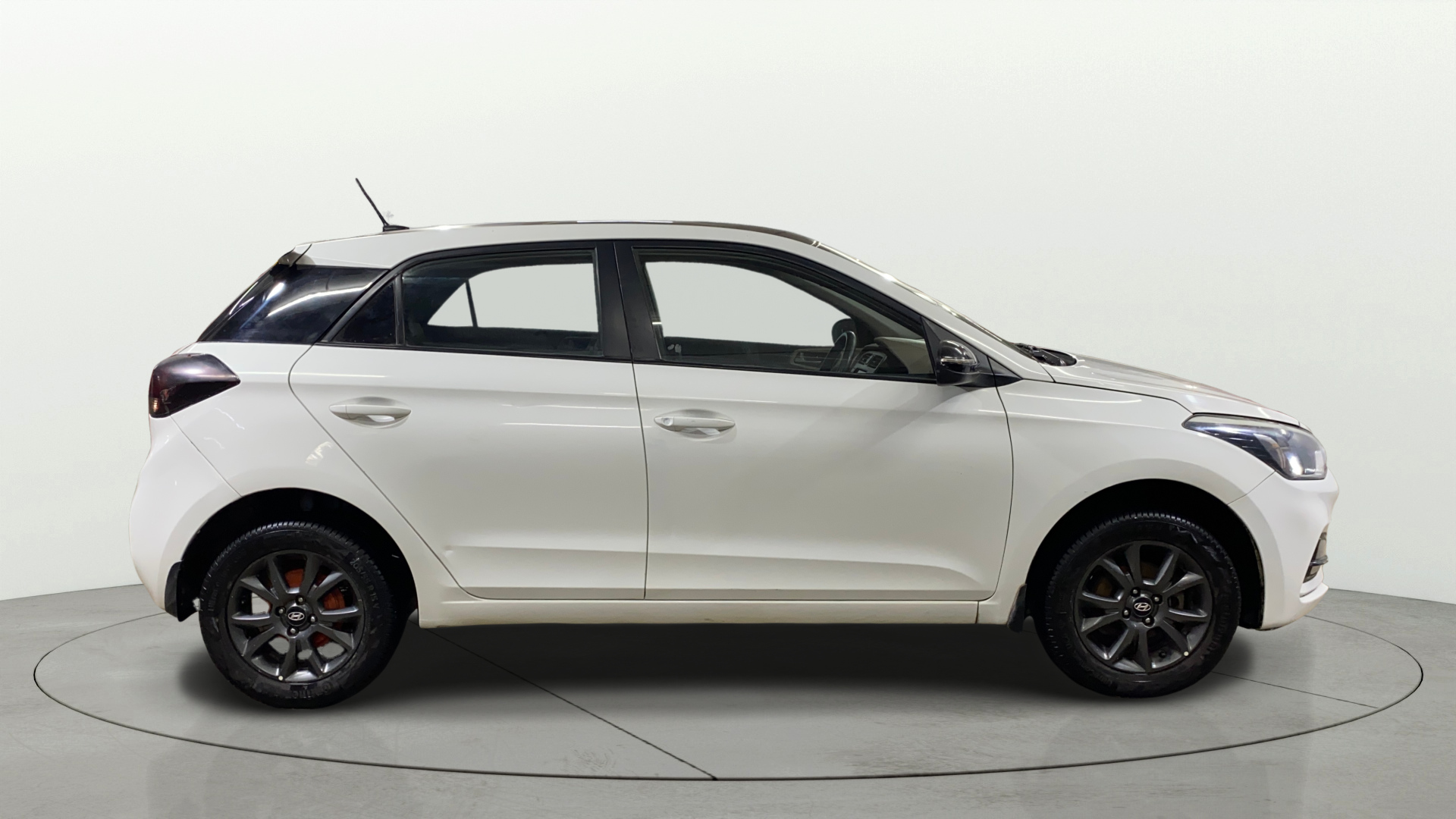 2018 Hyundai Elite i20 ASTA 1.2, Petrol, Manual, 47,520 km, Right Side View