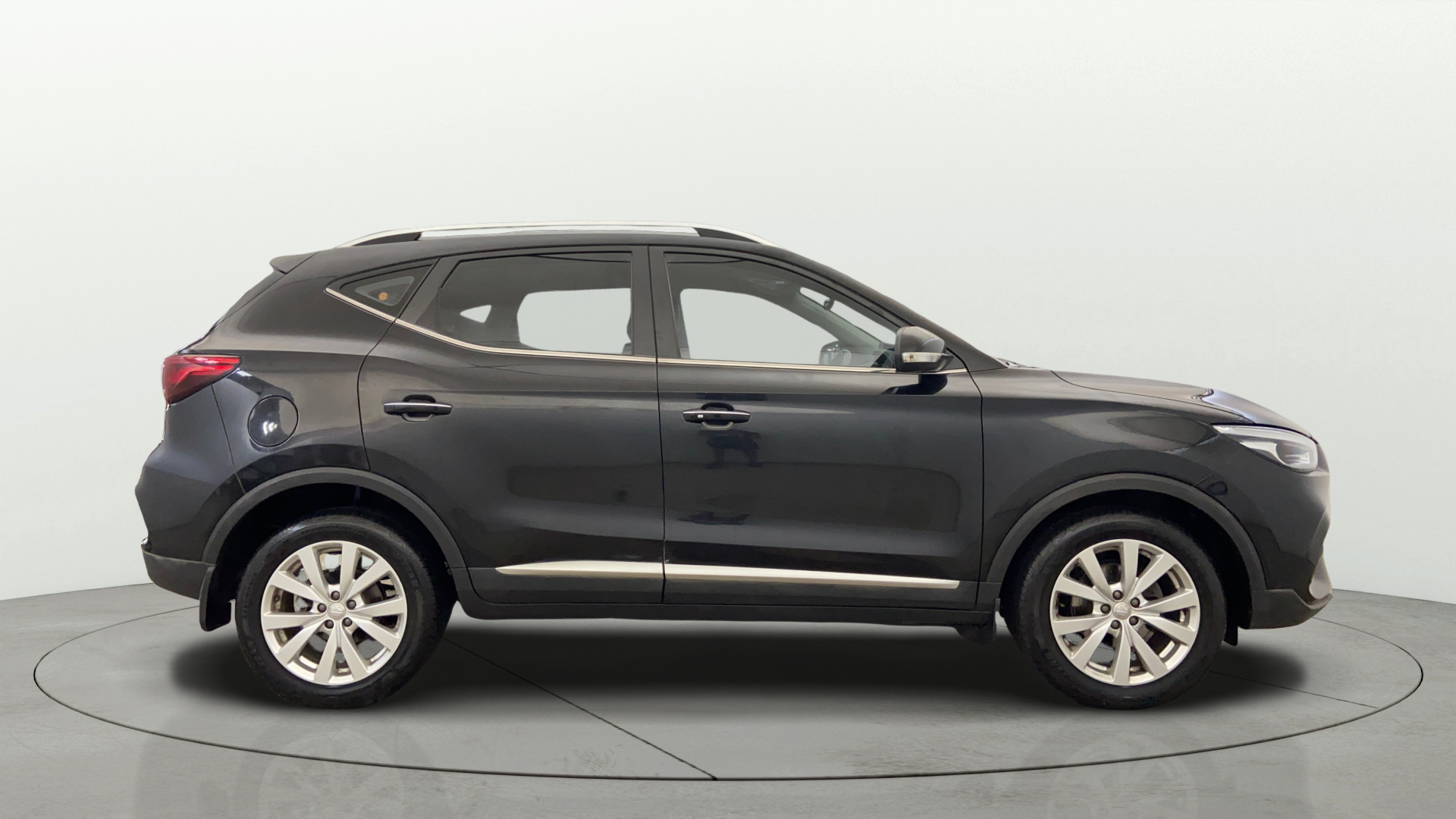 2022 MG ASTOR SMART EX 1.5 MT, Petrol, Manual, 21,506 km, Right Side View