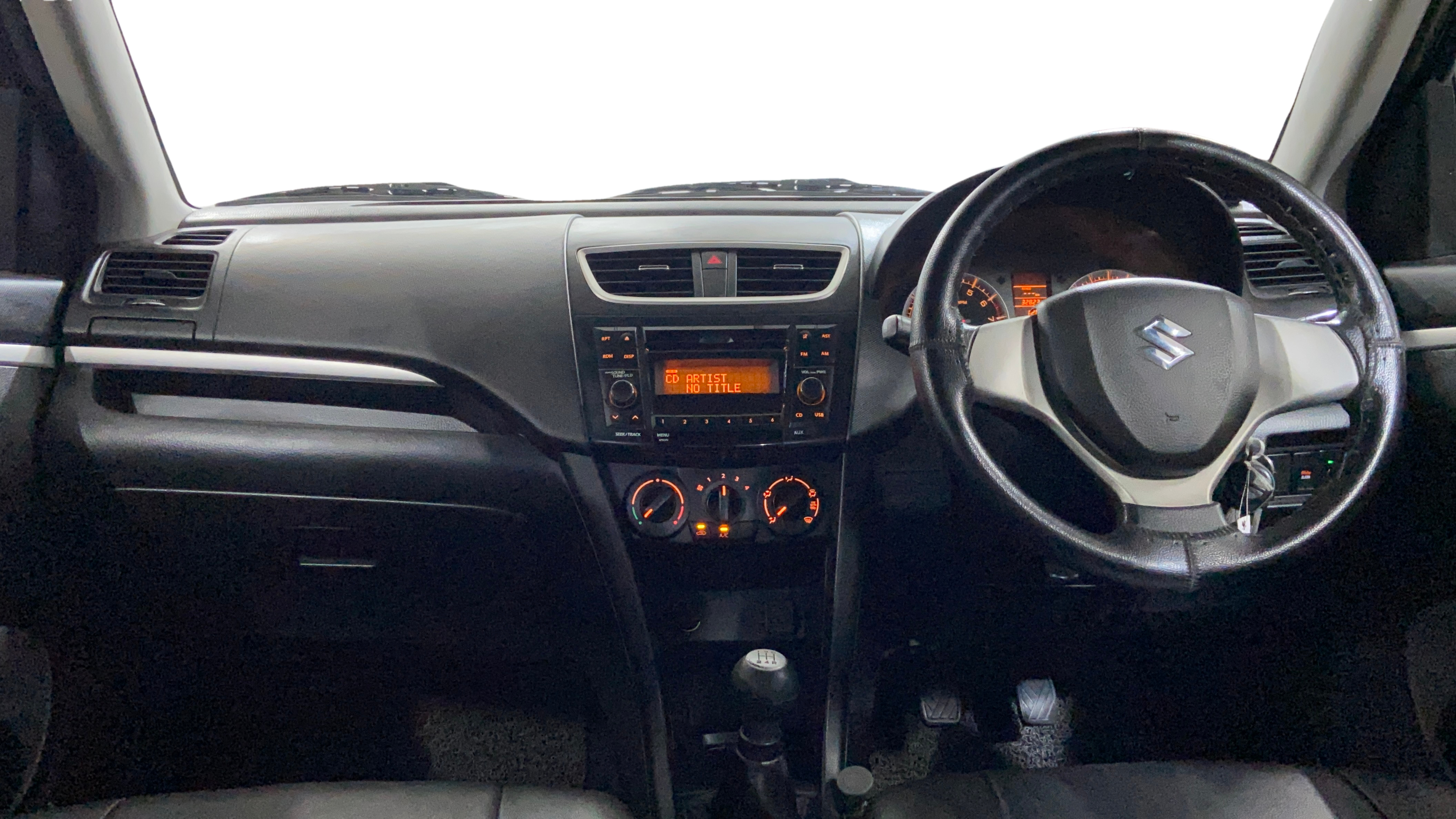 2015 Maruti Swift VXI, Petrol, Manual, 32,808 km, Dashboard