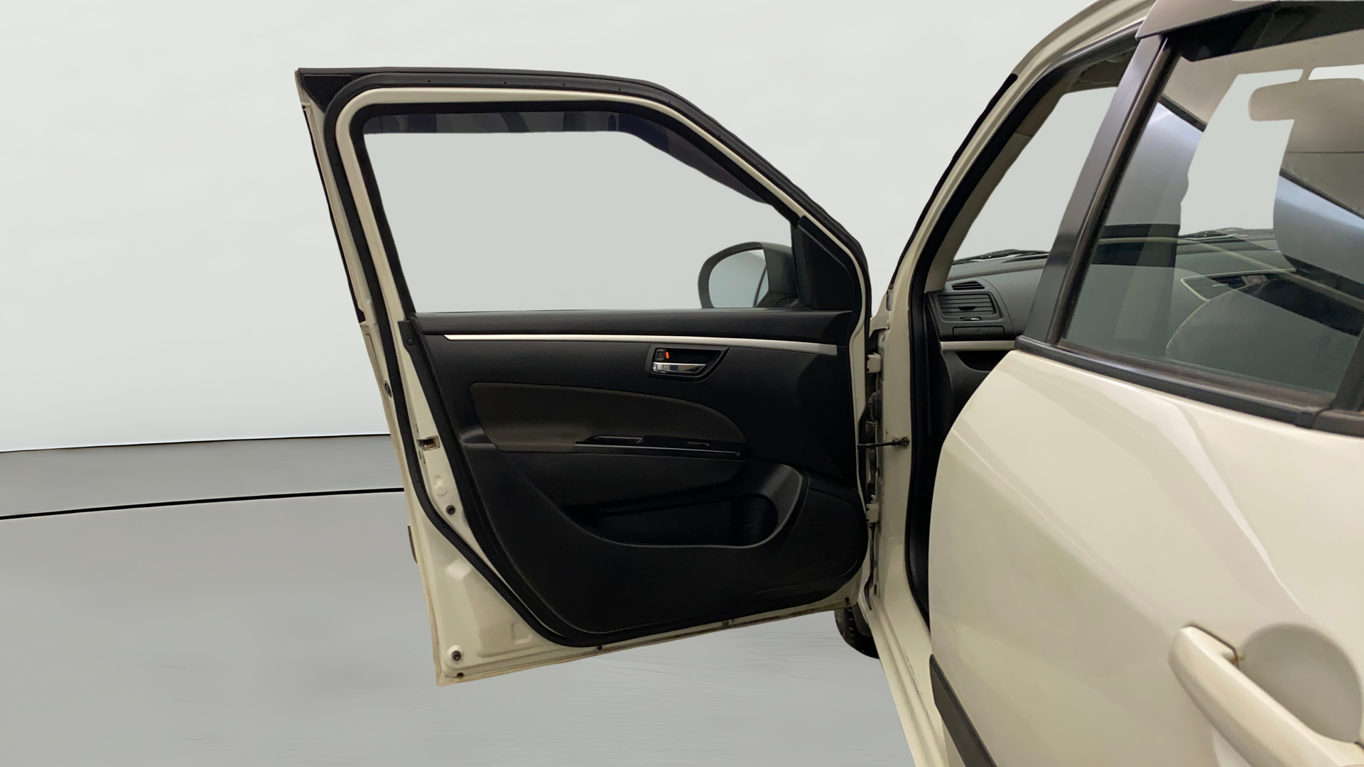 2013 Maruti Swift VXI, Petrol, Manual, 51,880 km, LHS Rear Door