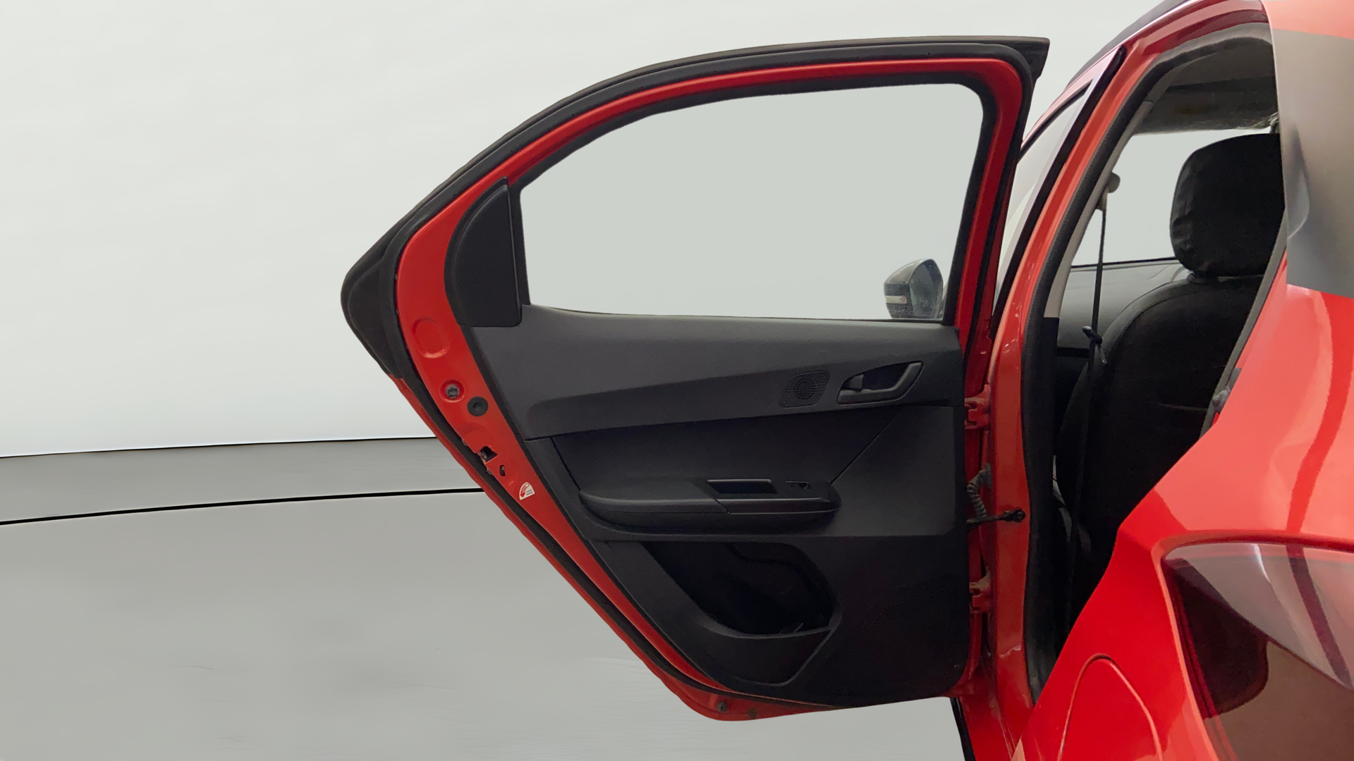 2023 Tata TIAGO NRG XZ MT, Petrol, Manual, 14,328 km, LHS Rear Door