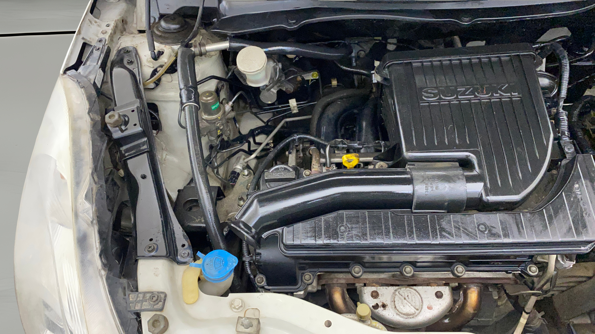 2015 Maruti Swift LXI (O), Petrol, Manual, 38,356 km, Engine View - Right