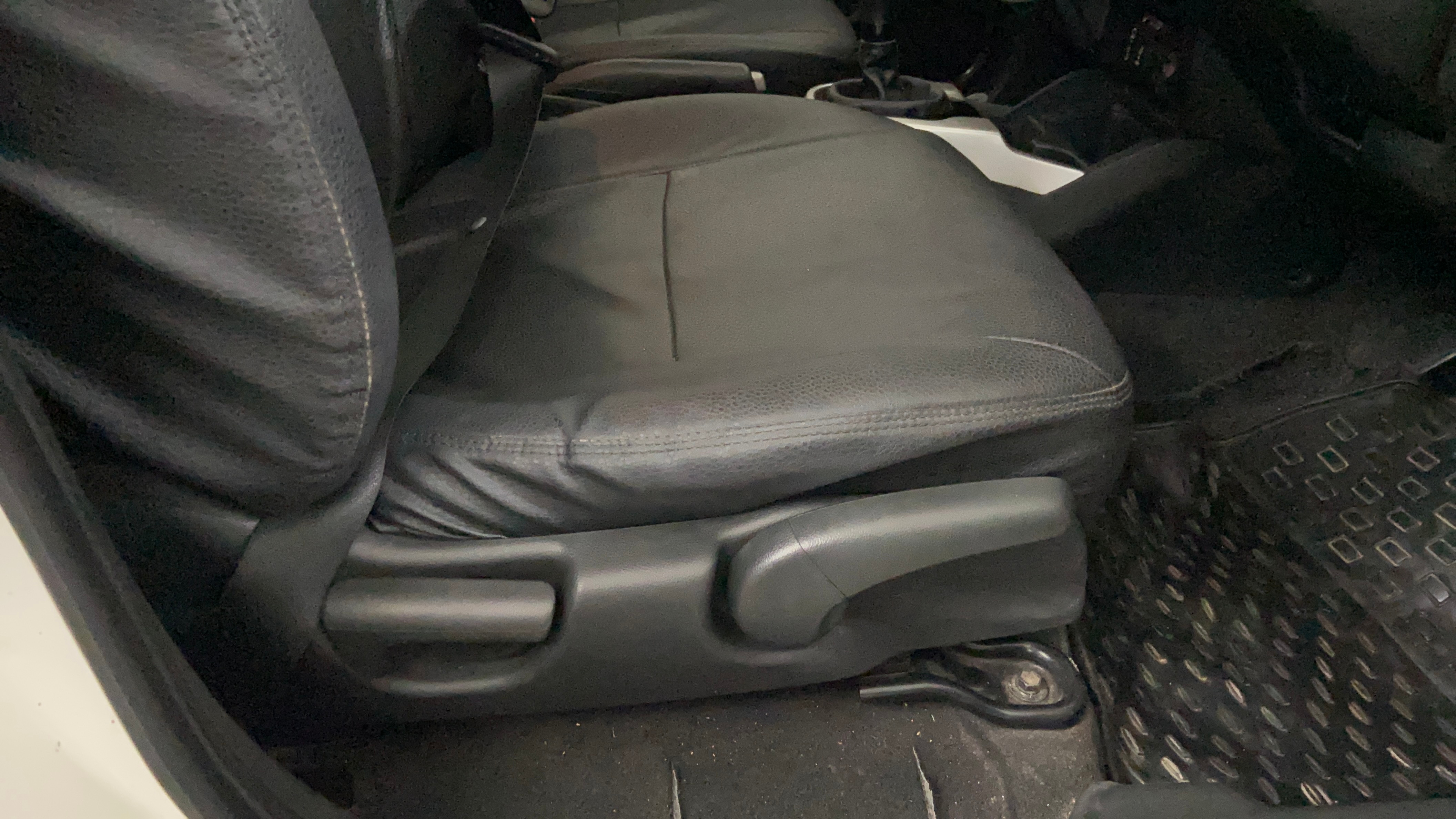 2020 Honda WR-V 1.2L I-VTEC SV MT, Petrol, Manual, 70,367 km, Driver Side Adjustment Panel