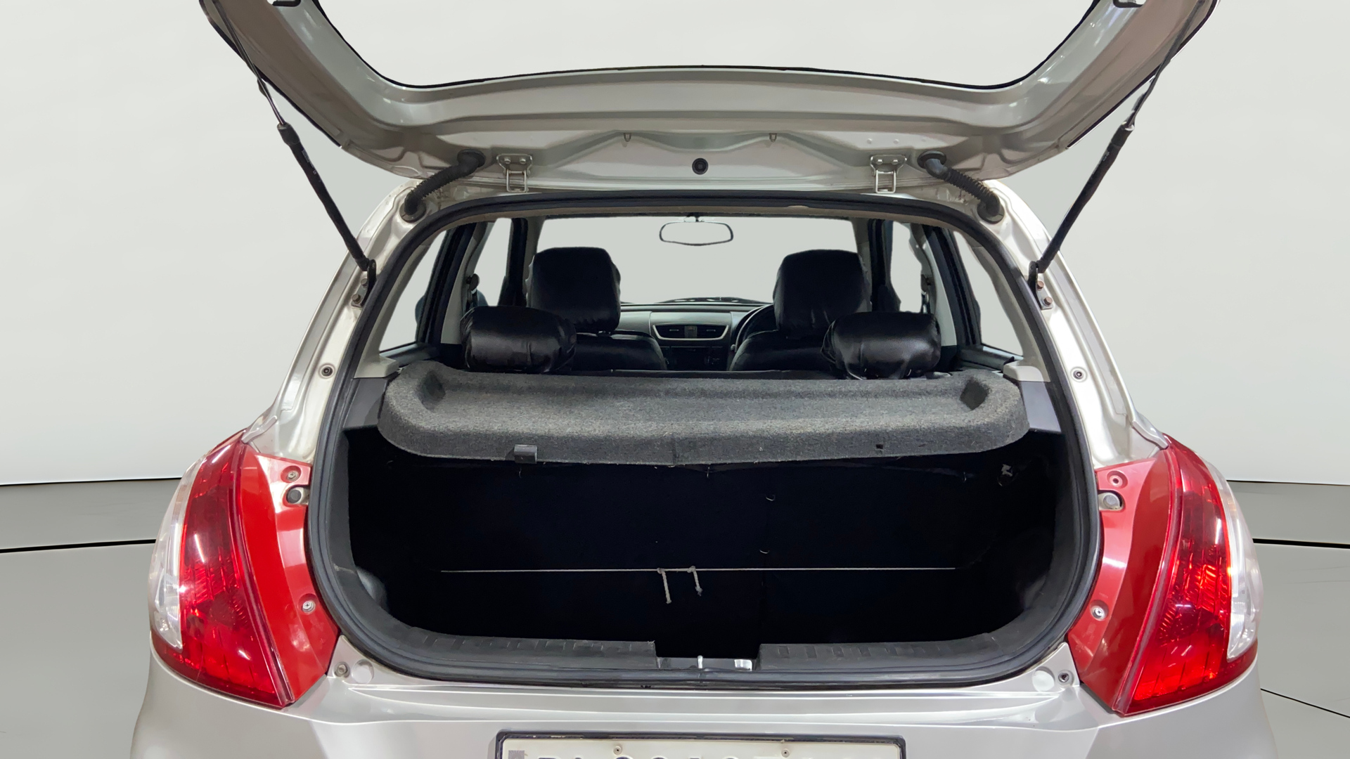 2015 Maruti Swift VXI, Petrol, Manual, 32,808 km, Boot Open Zoomed View