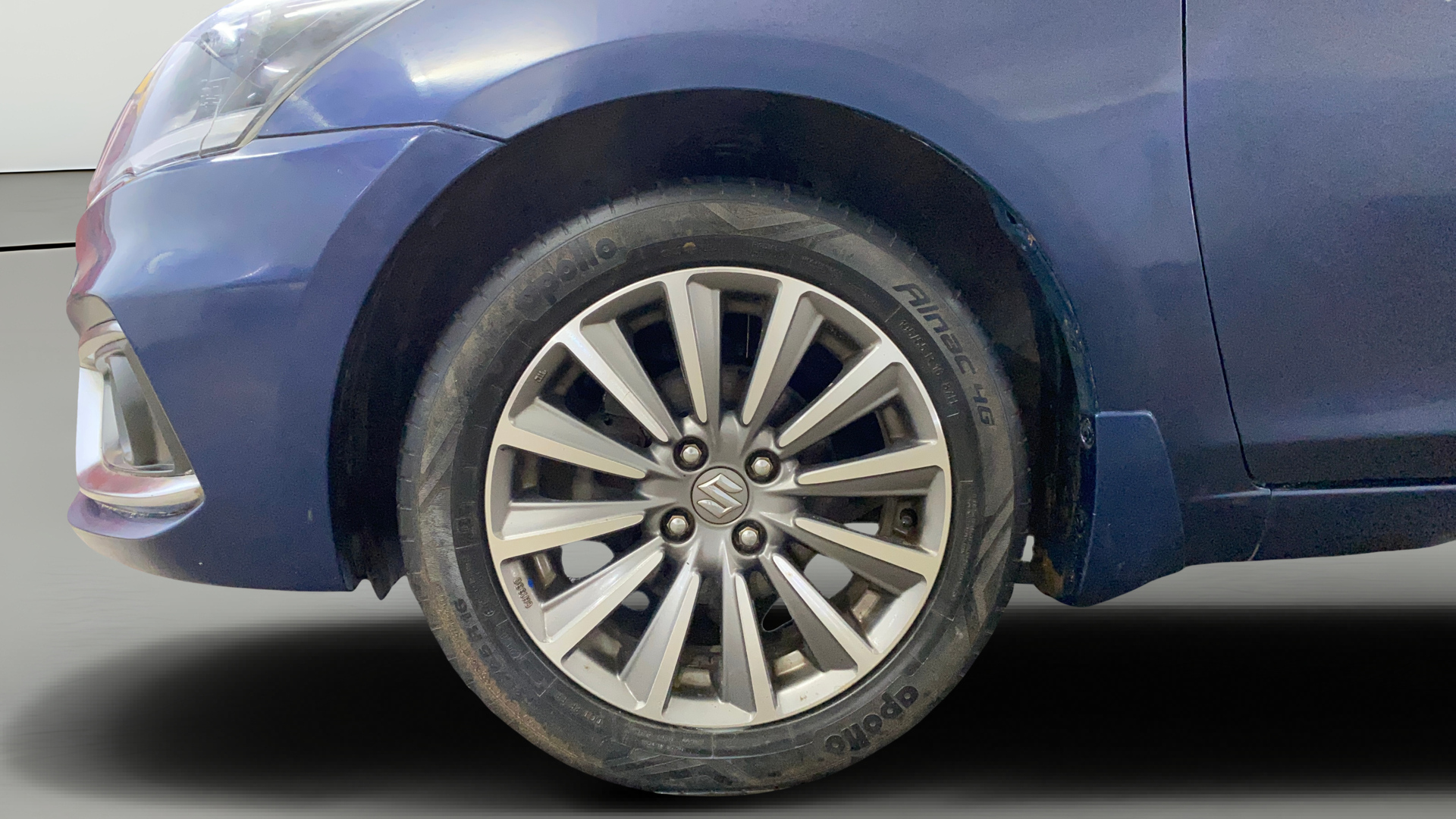 2019 Maruti Ciaz ALPHA 1.5 SHVS PETROL, Petrol, Manual, 48,884 km, Left Front Wheel