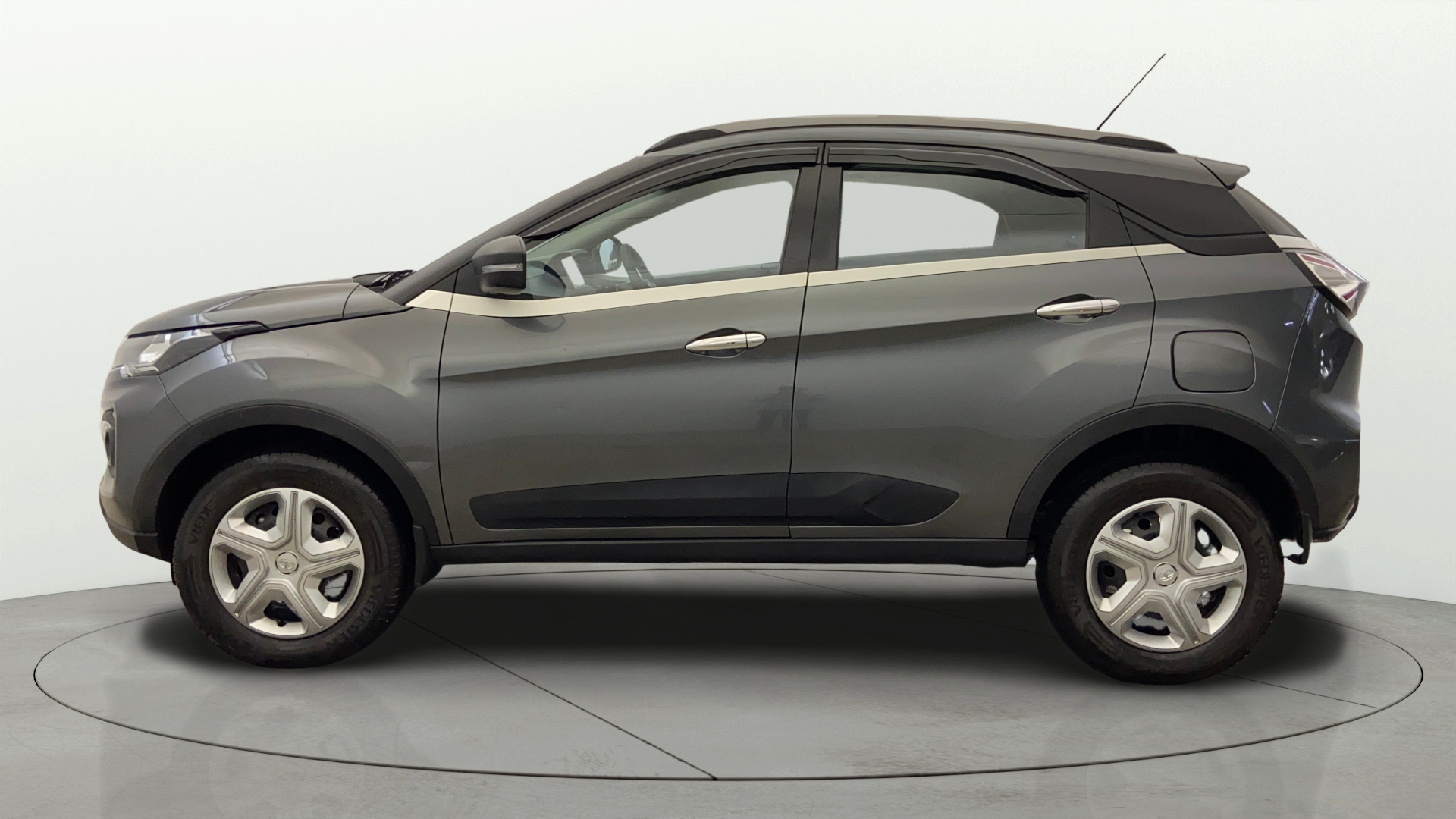 2022 Tata NEXON XM SUNROOF DIESEL, Diesel, Manual, 36,950 km, Left Side