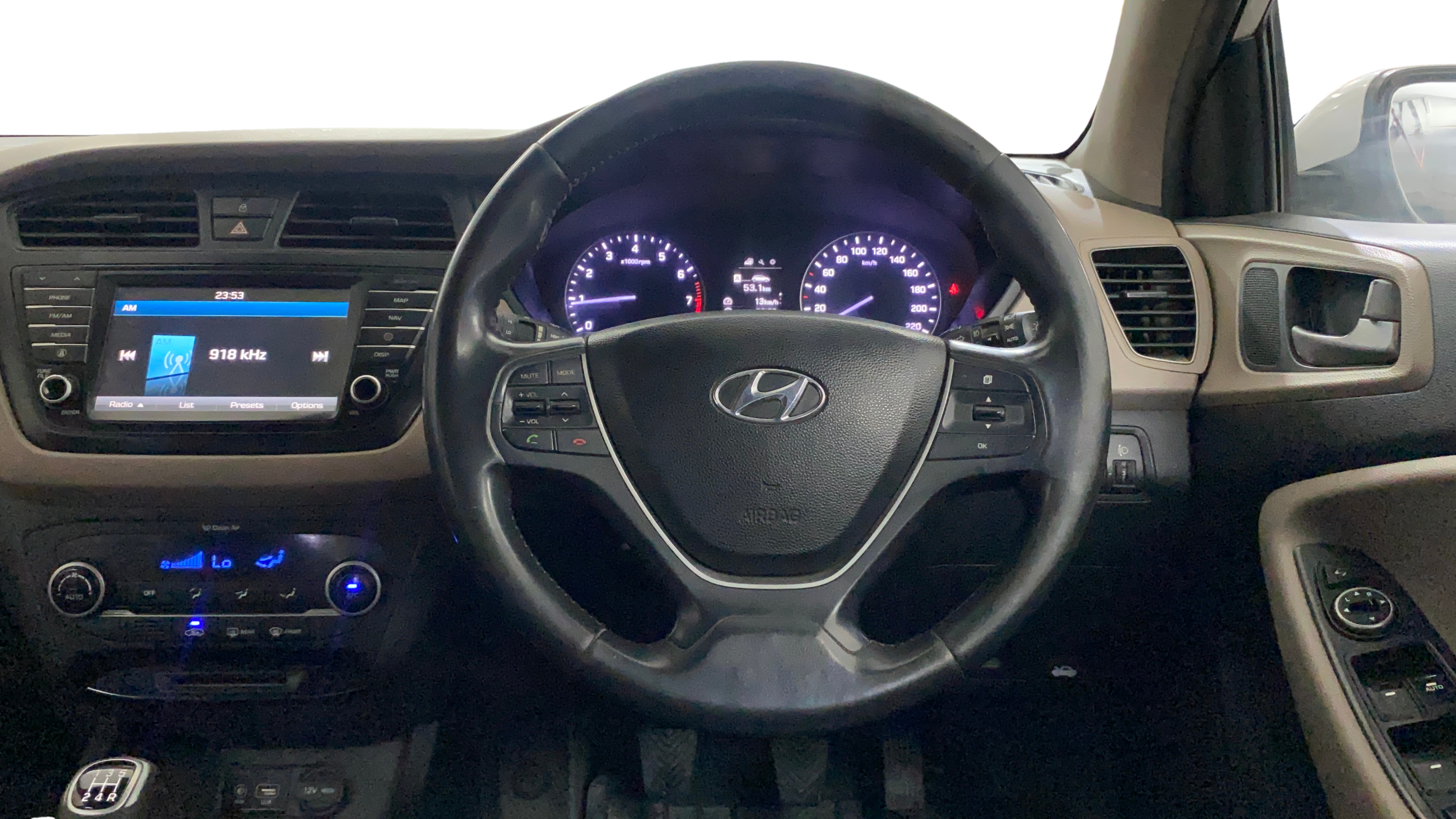 2016 Hyundai Elite i20 ASTA 1.2 (O), Petrol, Manual, 61,198 km, Steering Wheel Close Up