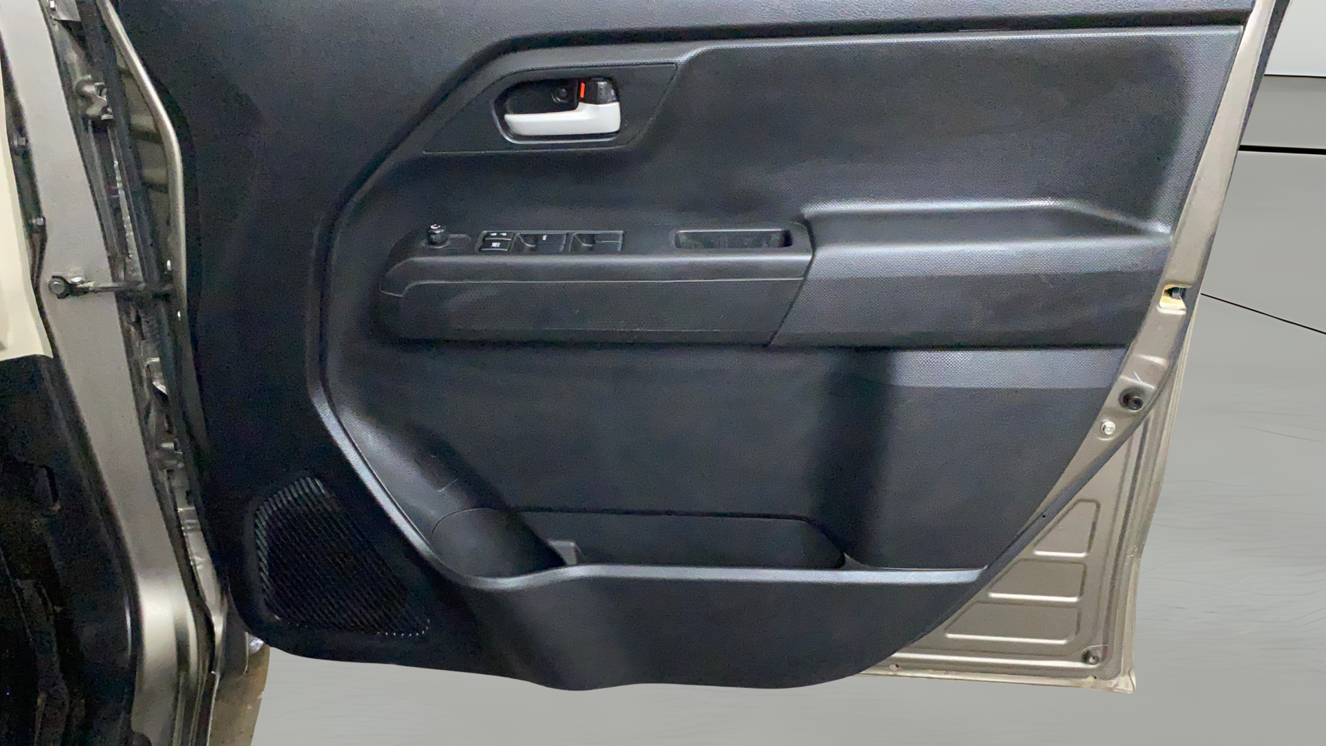 2022 Maruti New Wagon-R VXI 1.0, Petrol, Manual, 36,833 km, Driver Side Door Panels Control