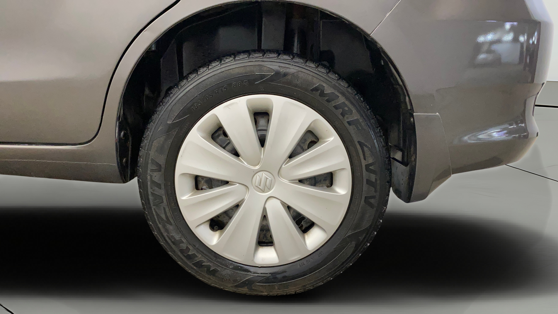 2016 Maruti Ertiga VXI, CNG, Manual, 55,657 km, Left Rear Wheel