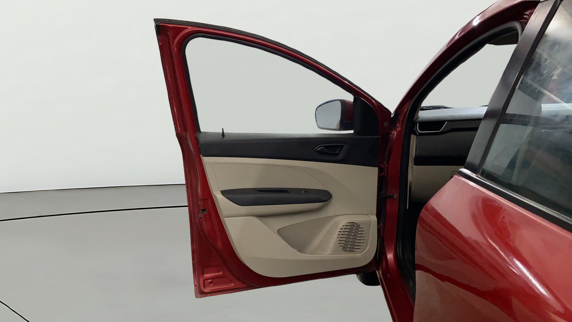 2020 Renault TRIBER RXT, Petrol, Manual, 48,870 km, LHS Rear Door