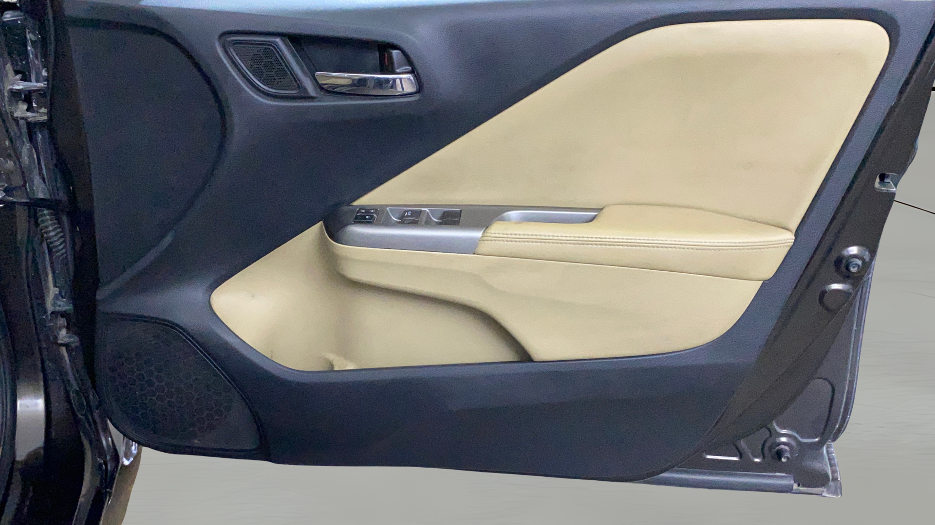 2016 Honda City 1.5L I-VTEC VX CVT, Petrol, Automatic, 75,361 km, Driver Side Door Panels Control