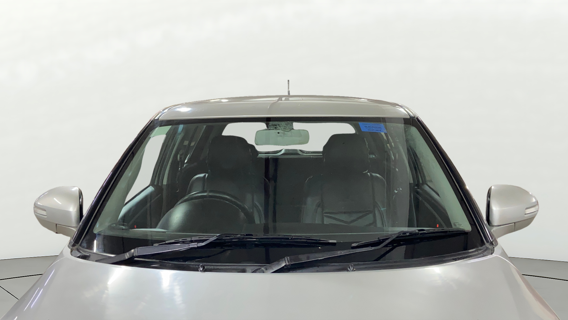 2015 Maruti Swift VXI, Petrol, Manual, 32,808 km, Front Windshield