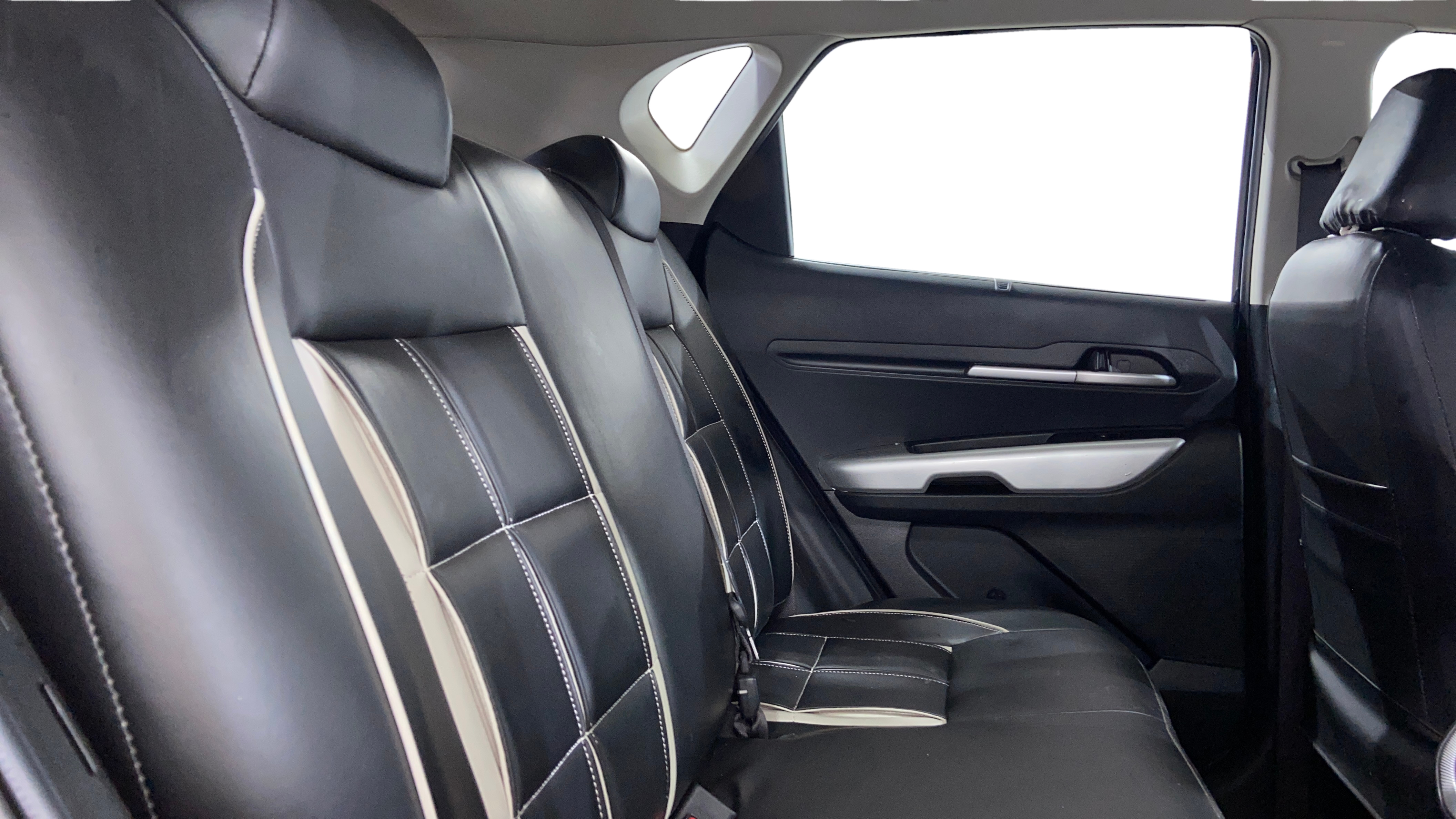 2024 KIA SONET HTK PLUS 1.0 TURBO PETROL IMT, Petrol, Manual, 22,103 km, Right Side Rear Door Cabin
