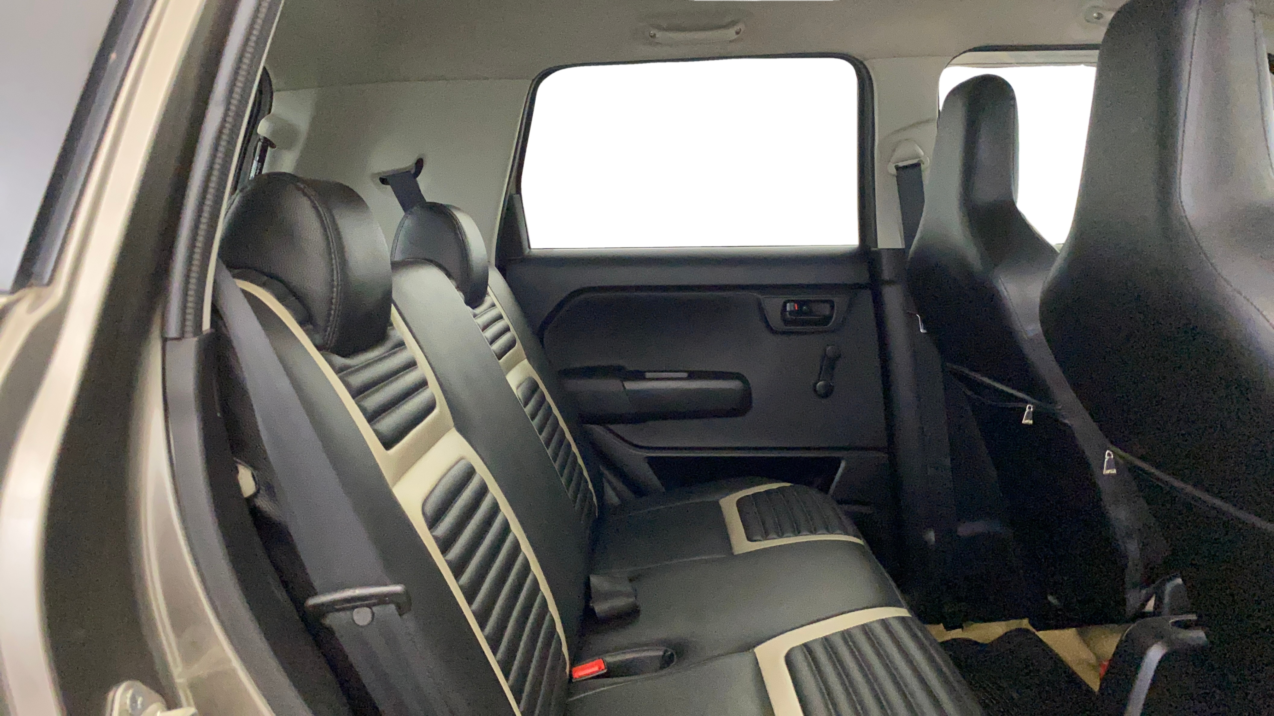 2021 Maruti New Wagon-R LXI CNG 1.0, CNG, Manual, 40,117 km, Right Side Rear Door Cabin