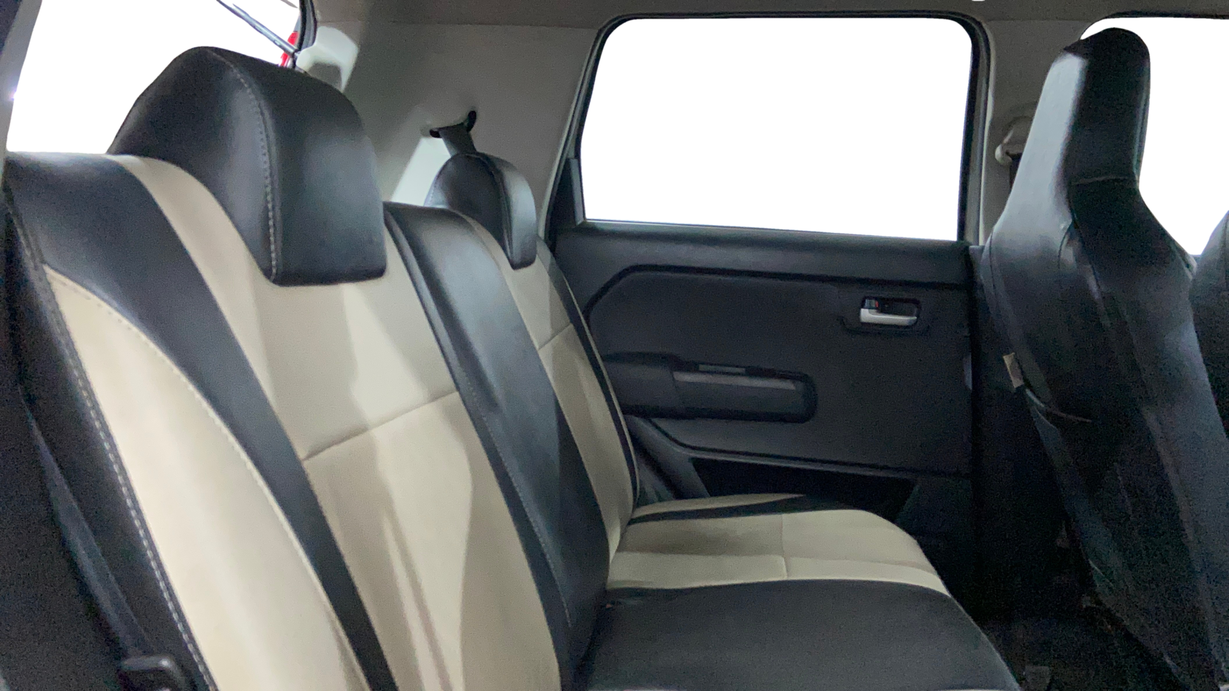 2019 Maruti New Wagon-R VXI (O) 1.0, Petrol, Manual, 63,640 km, Right Side Rear Door Cabin