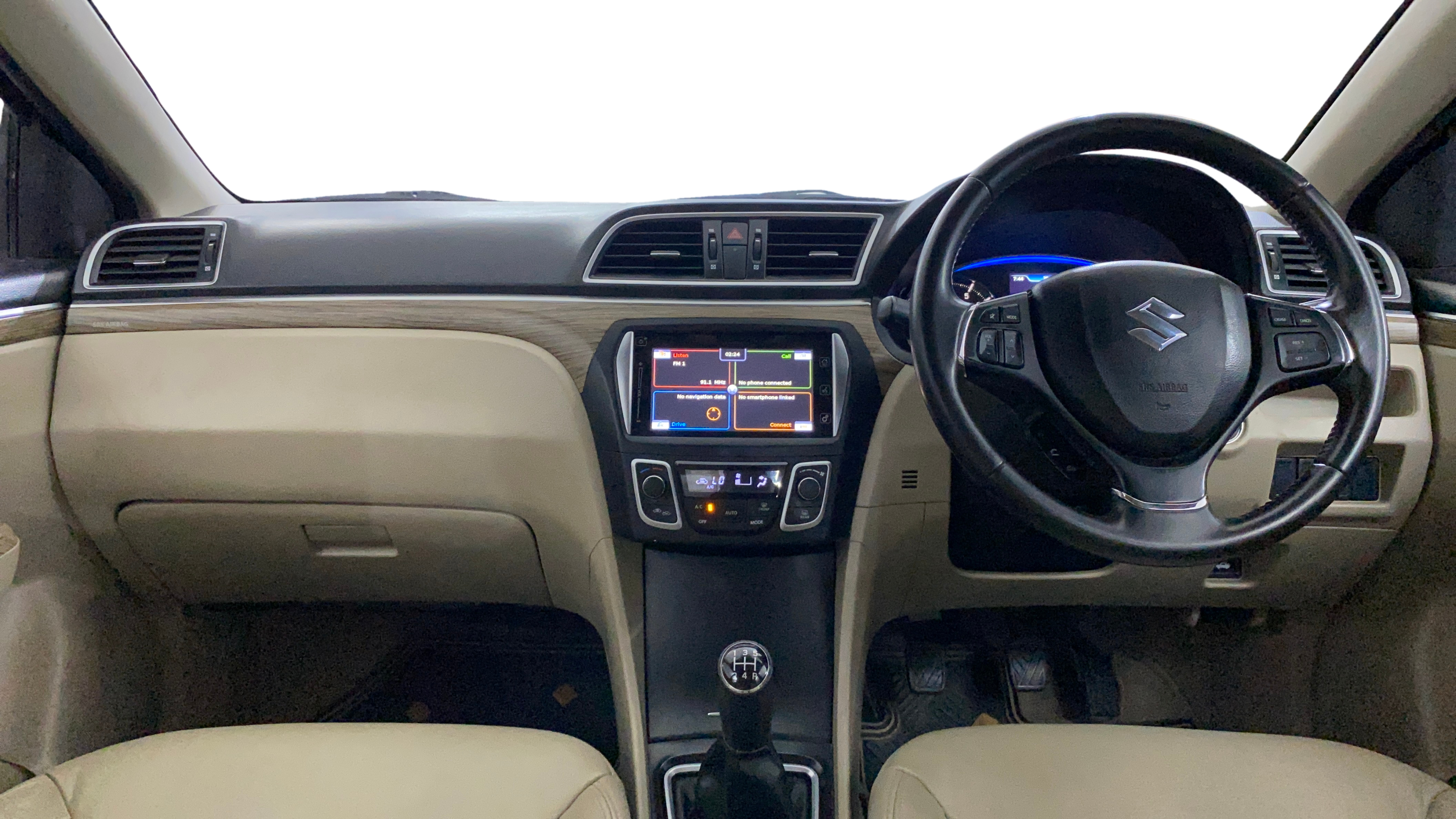 2019 Maruti Ciaz ALPHA 1.5 SHVS PETROL, Petrol, Manual, 48,884 km, Dashboard