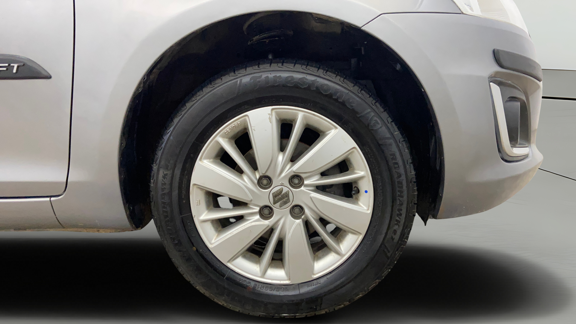 2015 Maruti Swift ZXI, Petrol, Manual, 48,517 km, Right Front Wheel