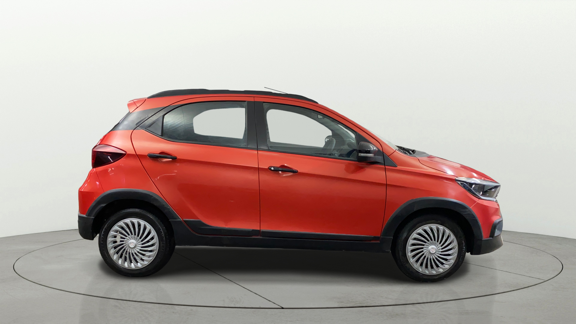 2022 Tata TIAGO NRG XZ MT, Petrol, Manual, 15,693 km, Right Side View