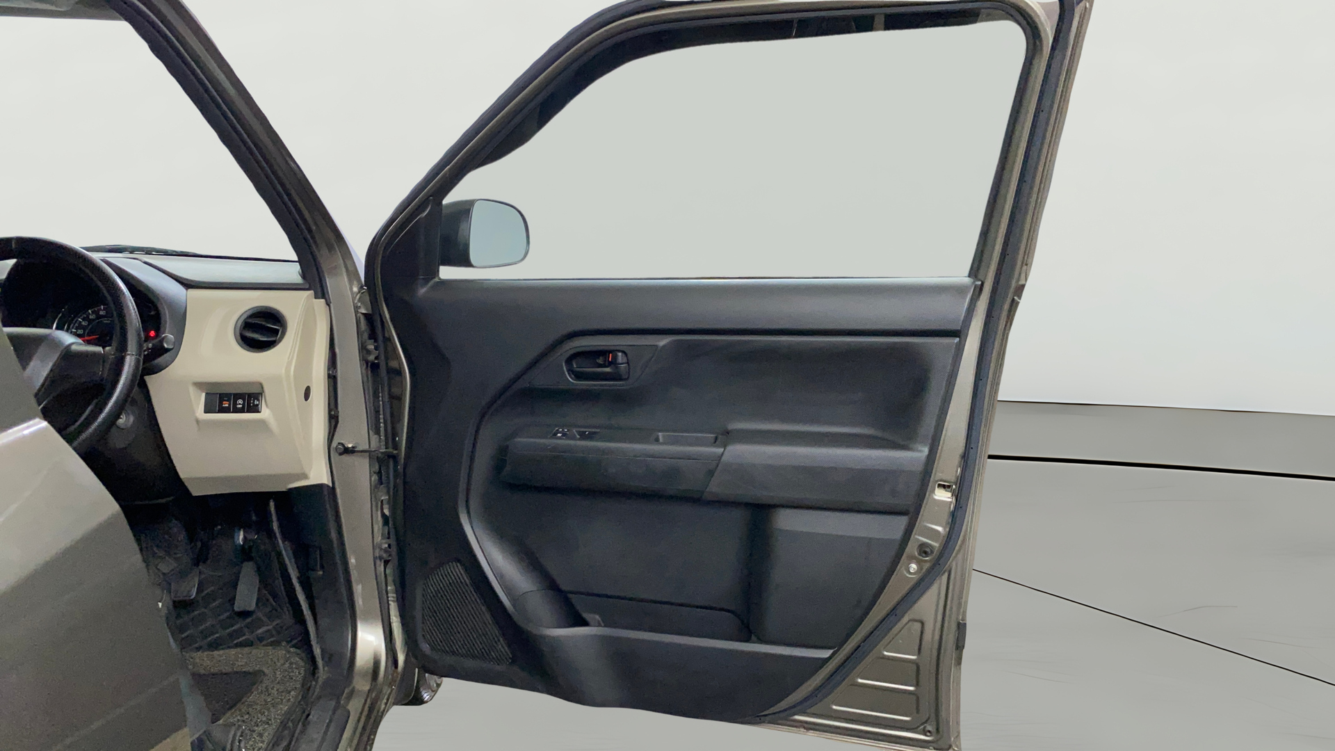 2022 Maruti New Wagon-R LXI 1.0, Petrol, Manual, 8,073 km, RHS Front Door
