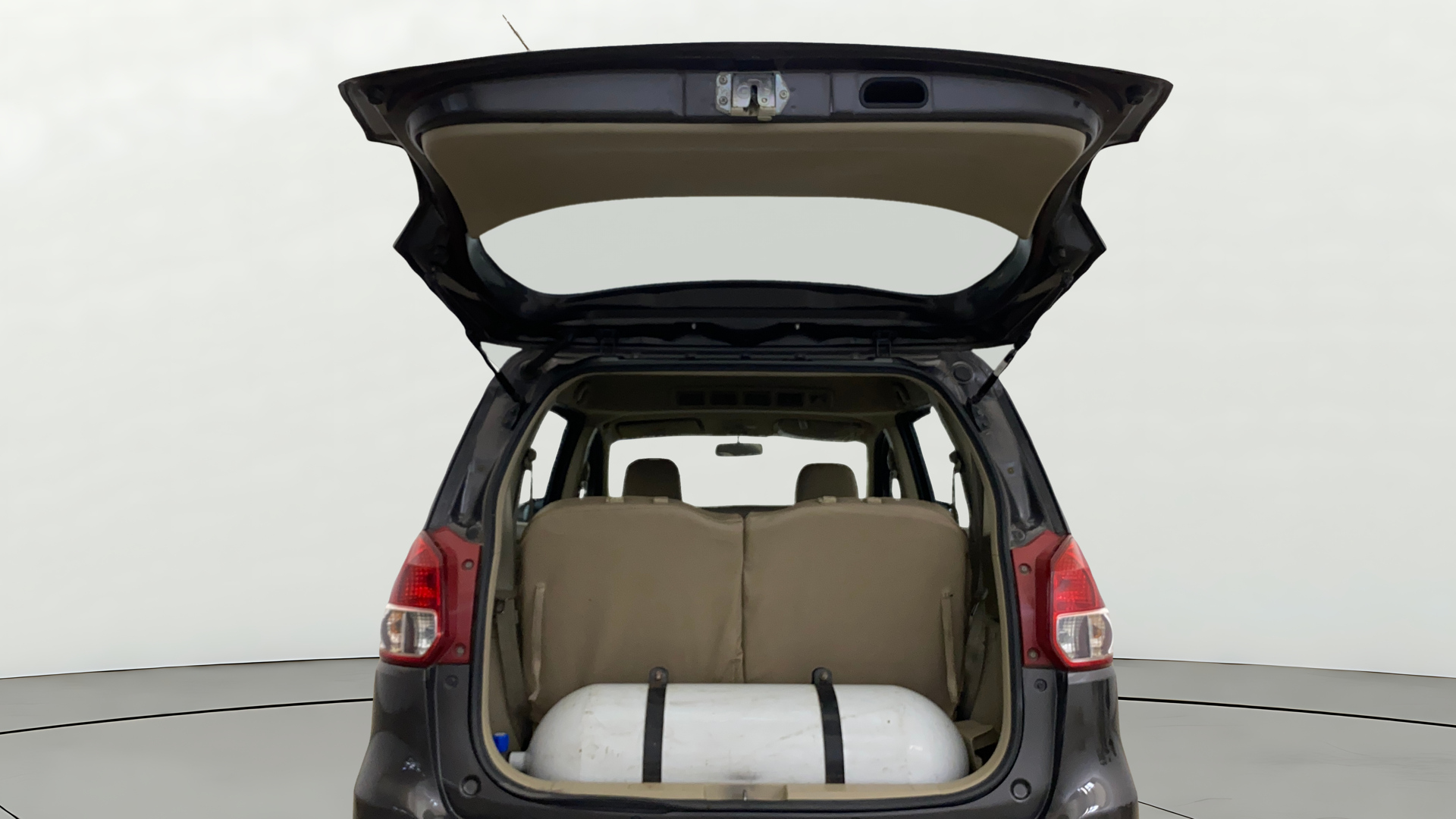 2016 Maruti Ertiga VXI, CNG, Manual, 55,657 km, Boot Door Open