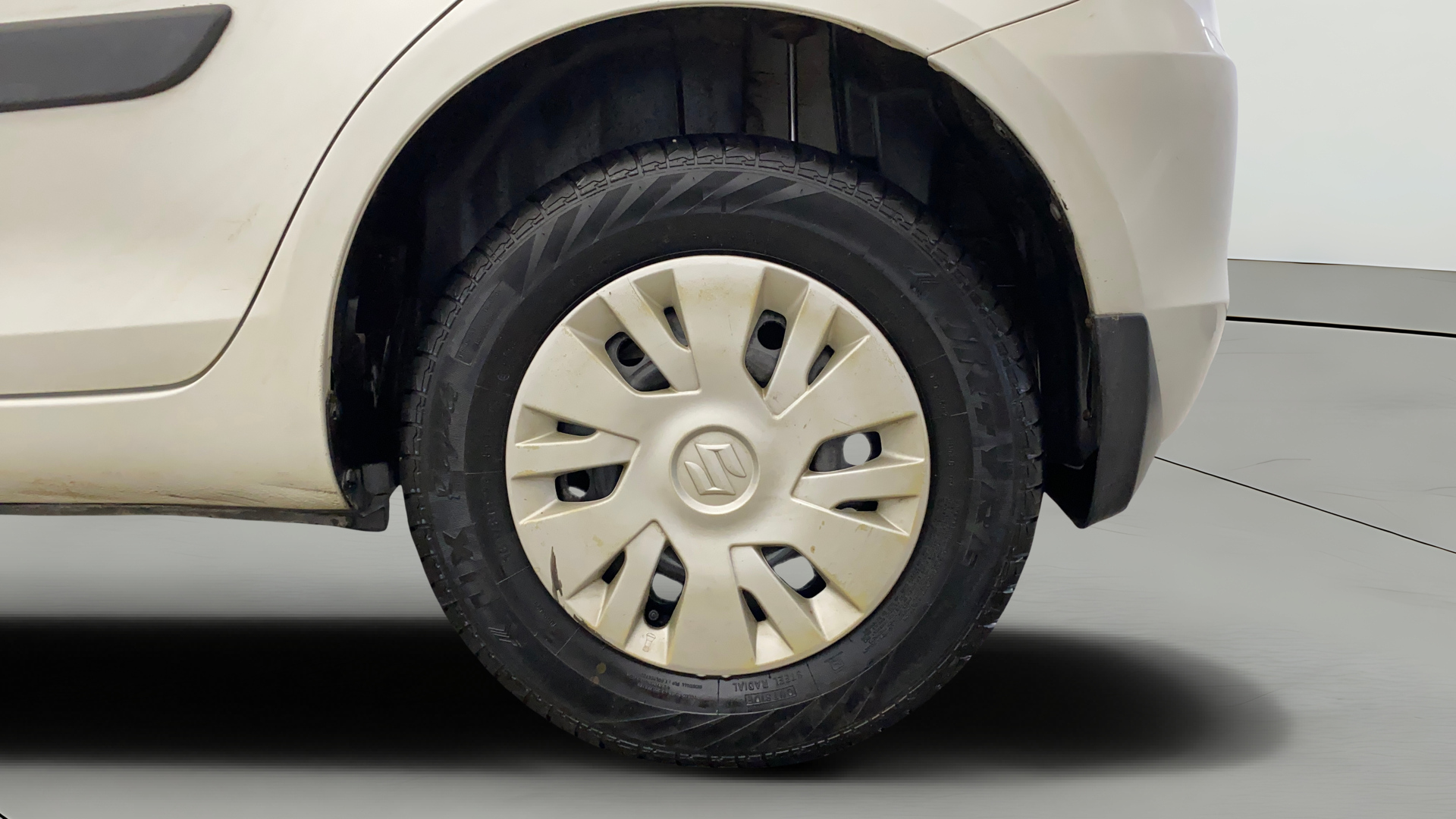 2013 Maruti Swift VXI, Petrol, Manual, 51,880 km, Left Rear Wheel