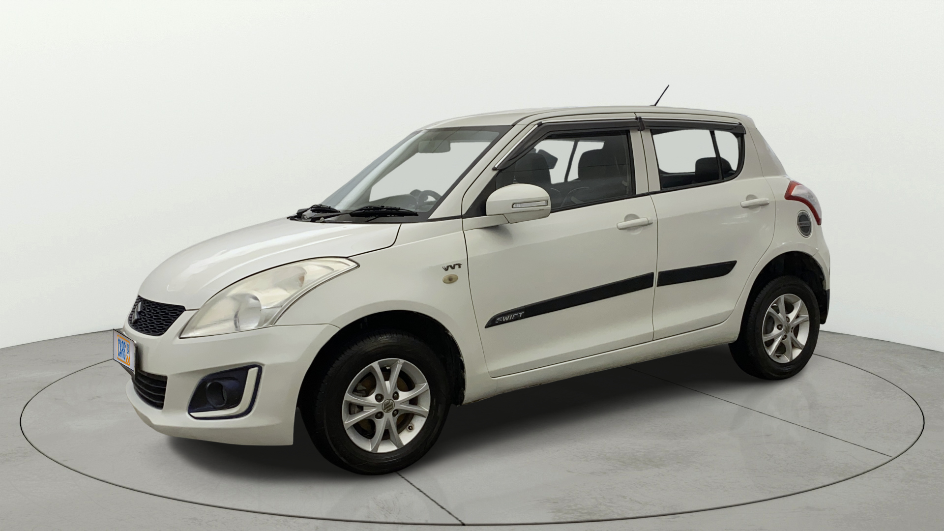 2015 Maruti Swift LXI (O), Petrol, Manual, 38,356 km, Left Front Diagonal