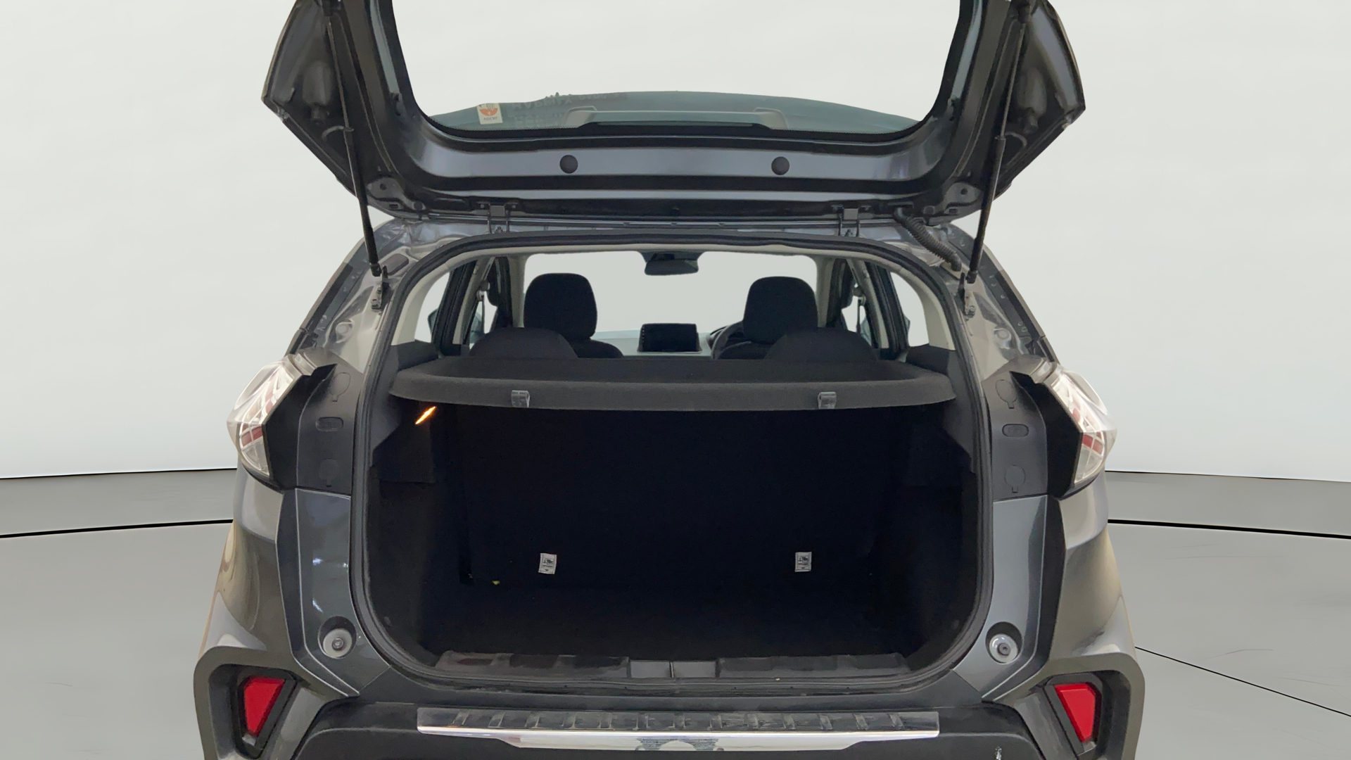 2022 Tata NEXON XM SUNROOF DIESEL, Diesel, Manual, 36,950 km, Boot Open Zoomed View