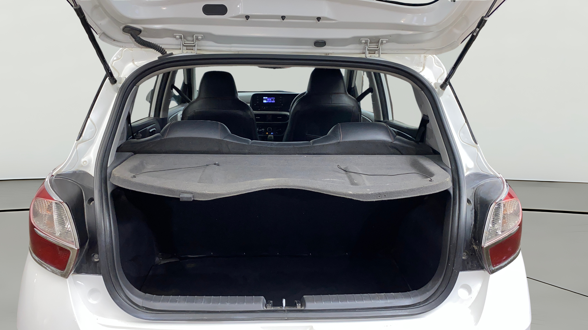 2021 Hyundai GRAND I10 NIOS MAGNA 1.2 KAPPA VTVT, Petrol, Manual, 59,469 km, Boot Open Zoomed View