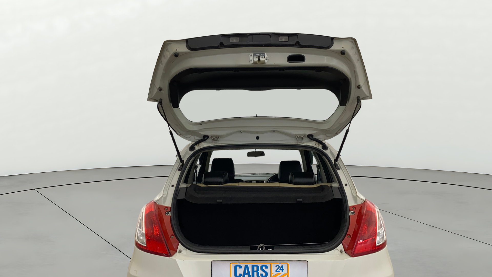 2013 Maruti Swift VXI, Petrol, Manual, 51,880 km, Parking Camera