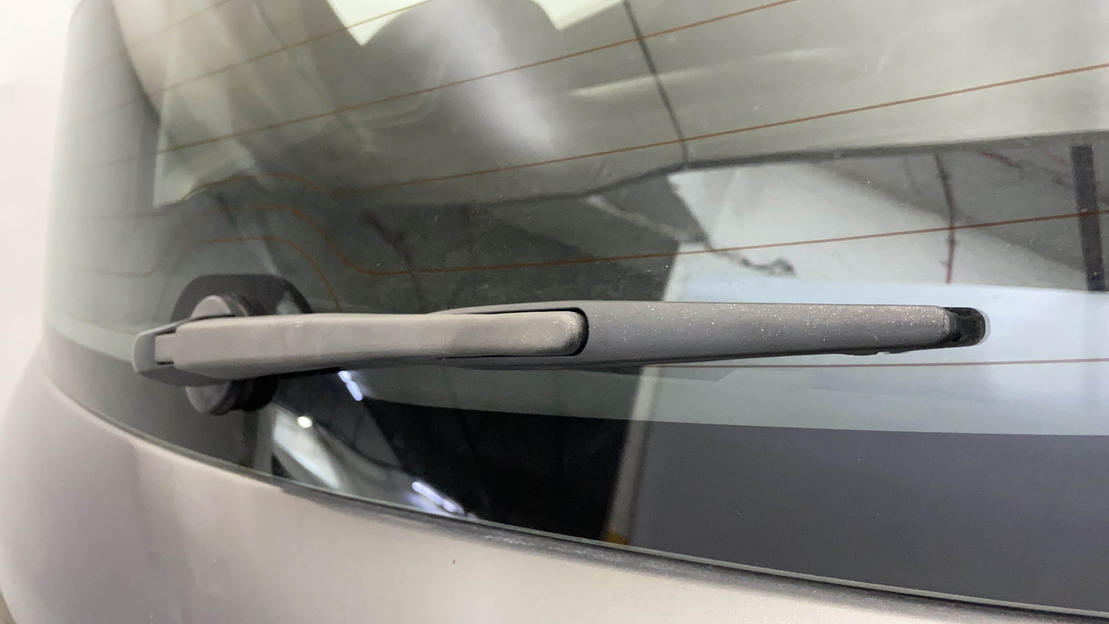 2015 Maruti Swift ZXI, Petrol, Manual, 48,517 km, Rear Wiper