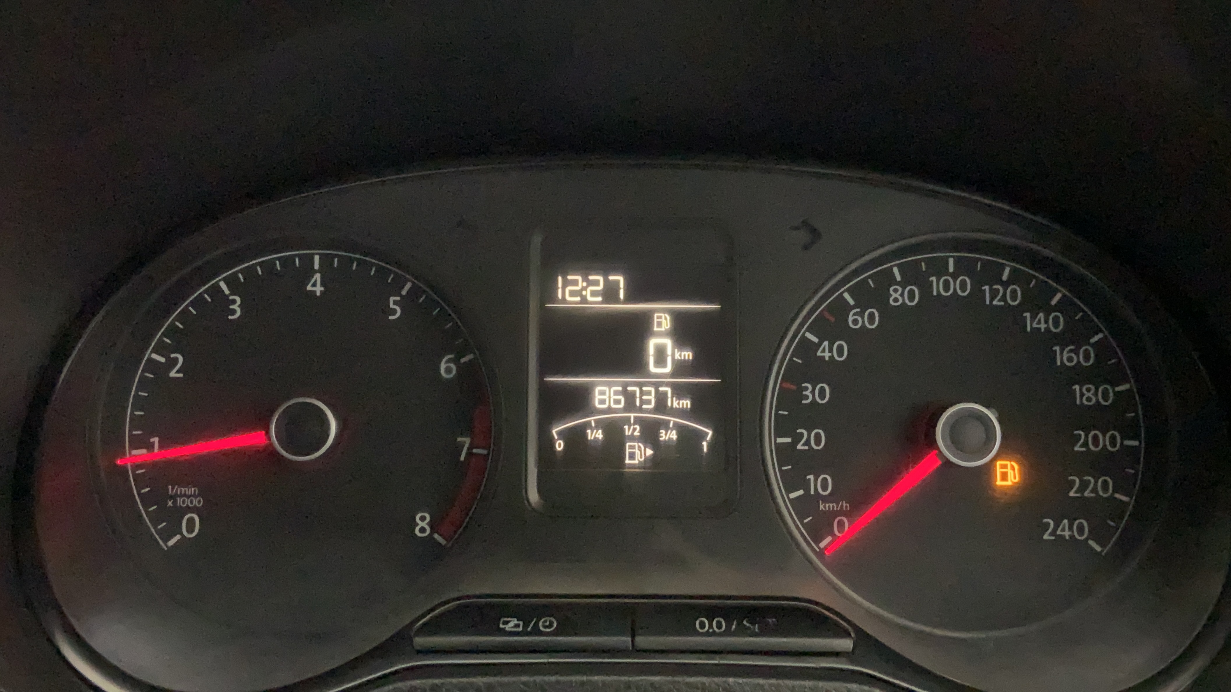 2016 Volkswagen Polo COMFORTLINE 1.2L, Petrol, Manual, 86,733 km, Odometer Image
