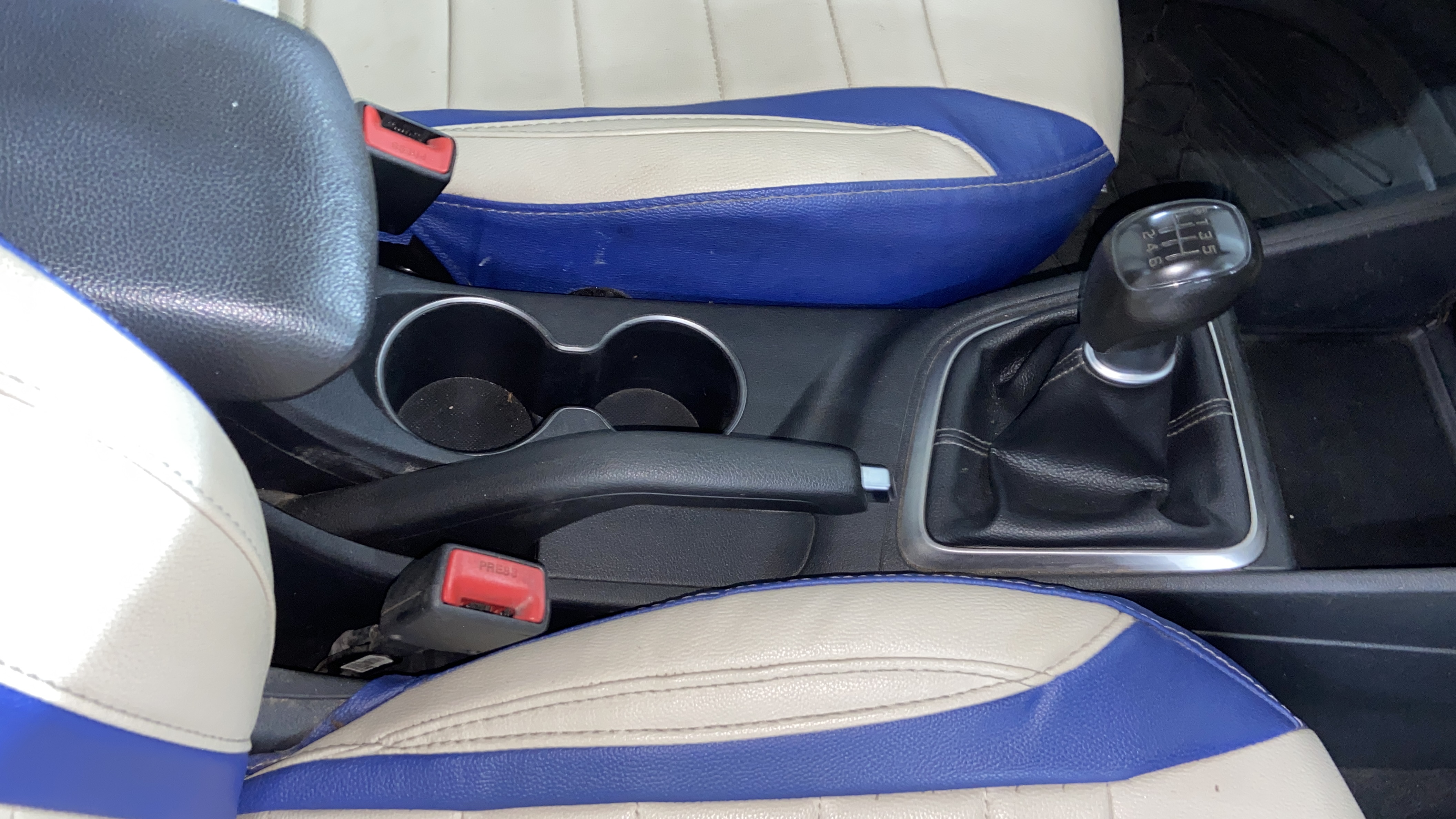 2019 Hyundai Verna 1.6 VTVT SX, Petrol, Manual, 47,530 km, Gear Lever