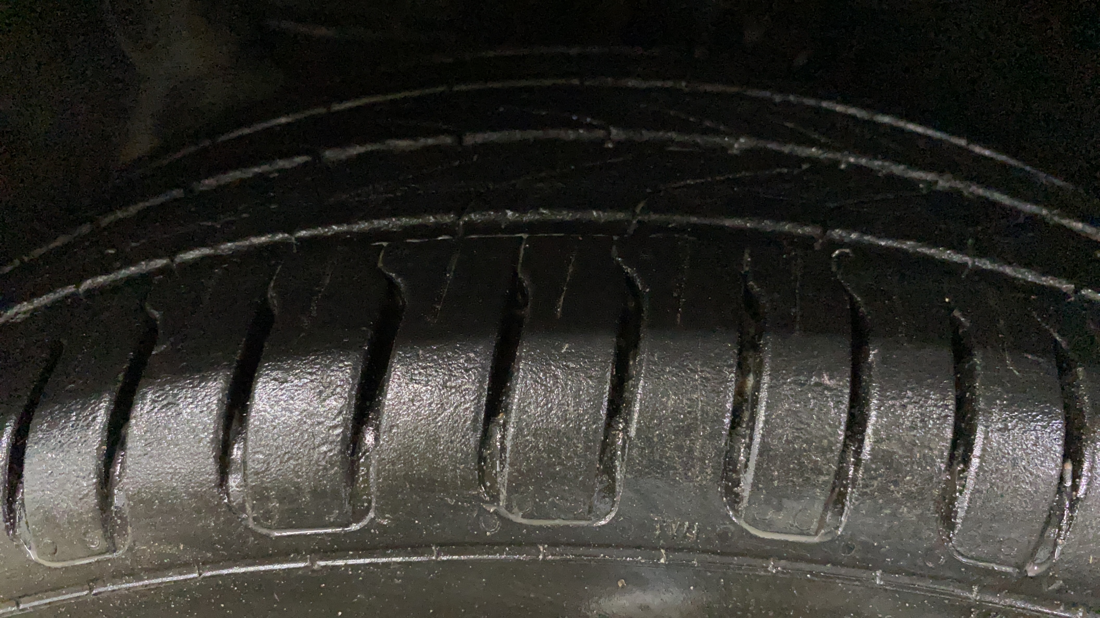 2018 Hyundai Elite i20 ASTA 1.2, Petrol, Manual, 47,520 km, Left Front Tyre Tread