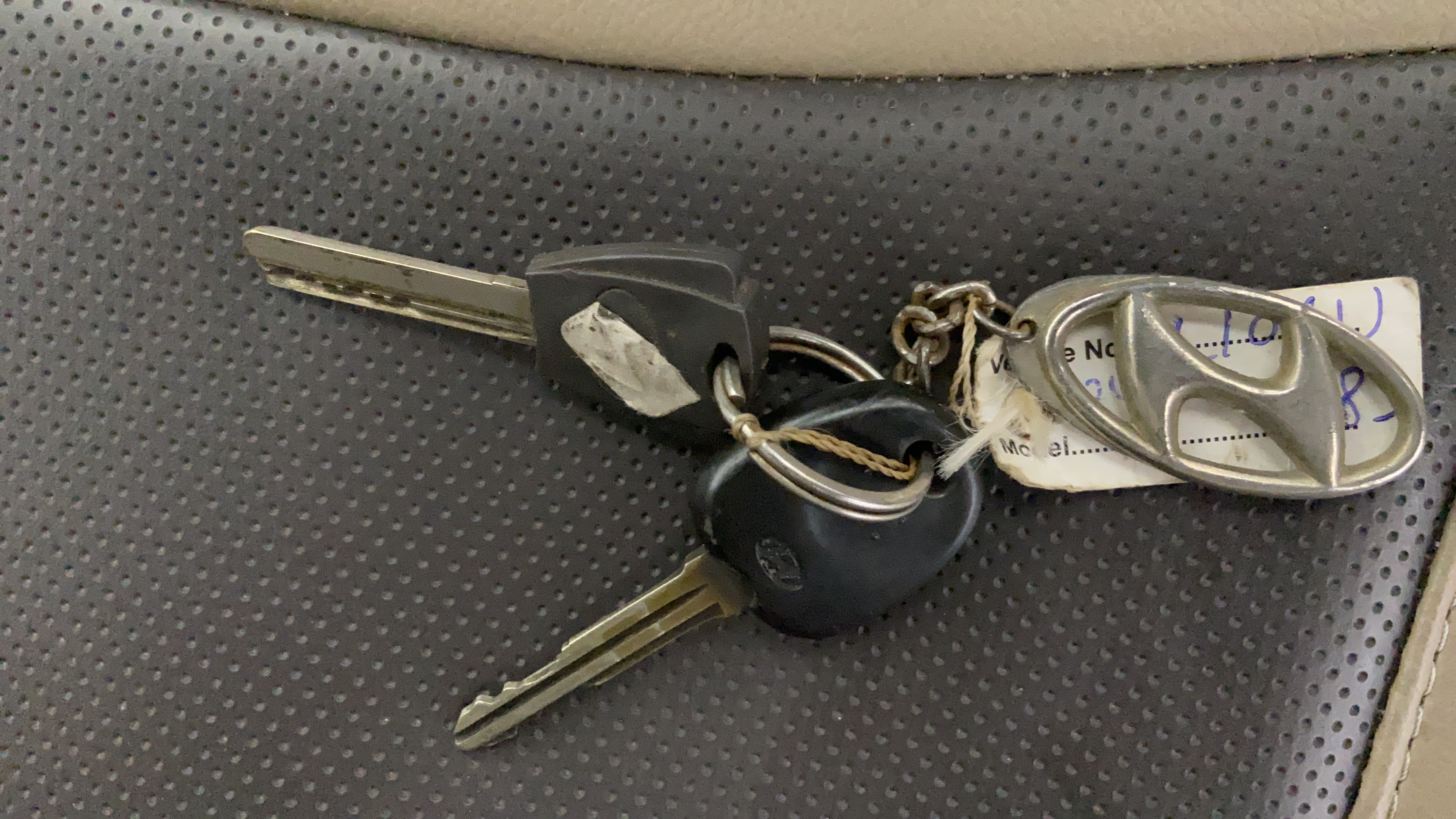 2015 Hyundai Eon ERA +, Petrol, Manual, 22,308 km, Key Close Up