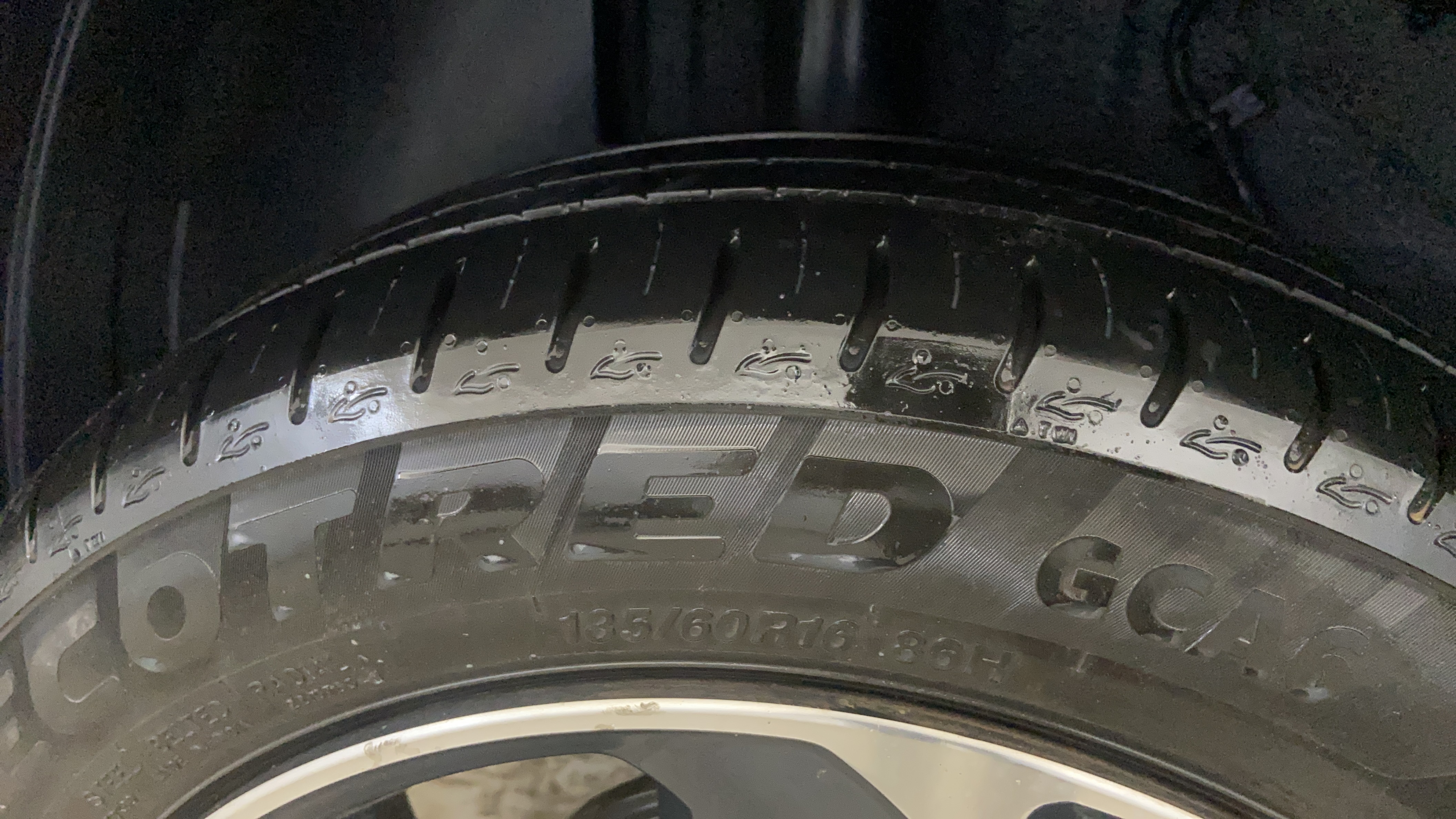 2023 Tata ALTROZ XZA PLUS, Petrol, Automatic, 16,016 km, Right Rear Tyre Tread