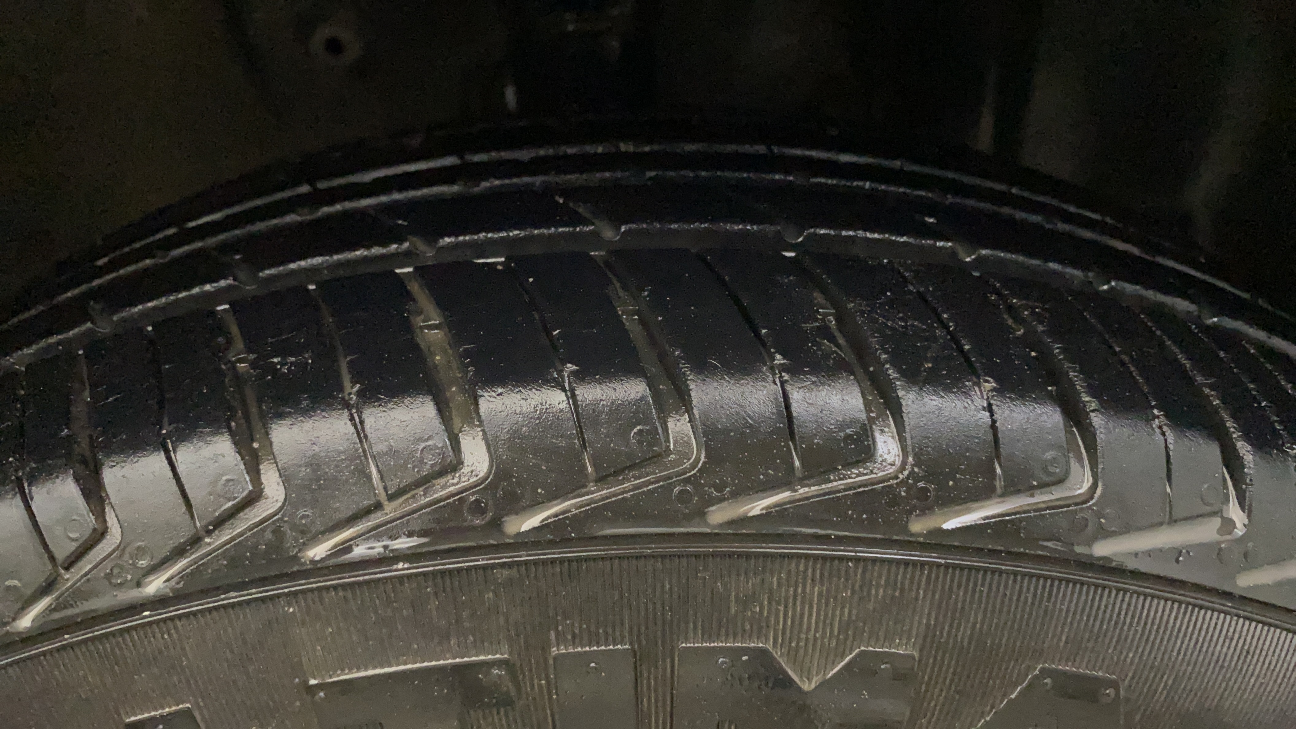 2022 Maruti New Wagon-R LXI 1.0, Petrol, Manual, 8,073 km, Left Front Tyre Tread