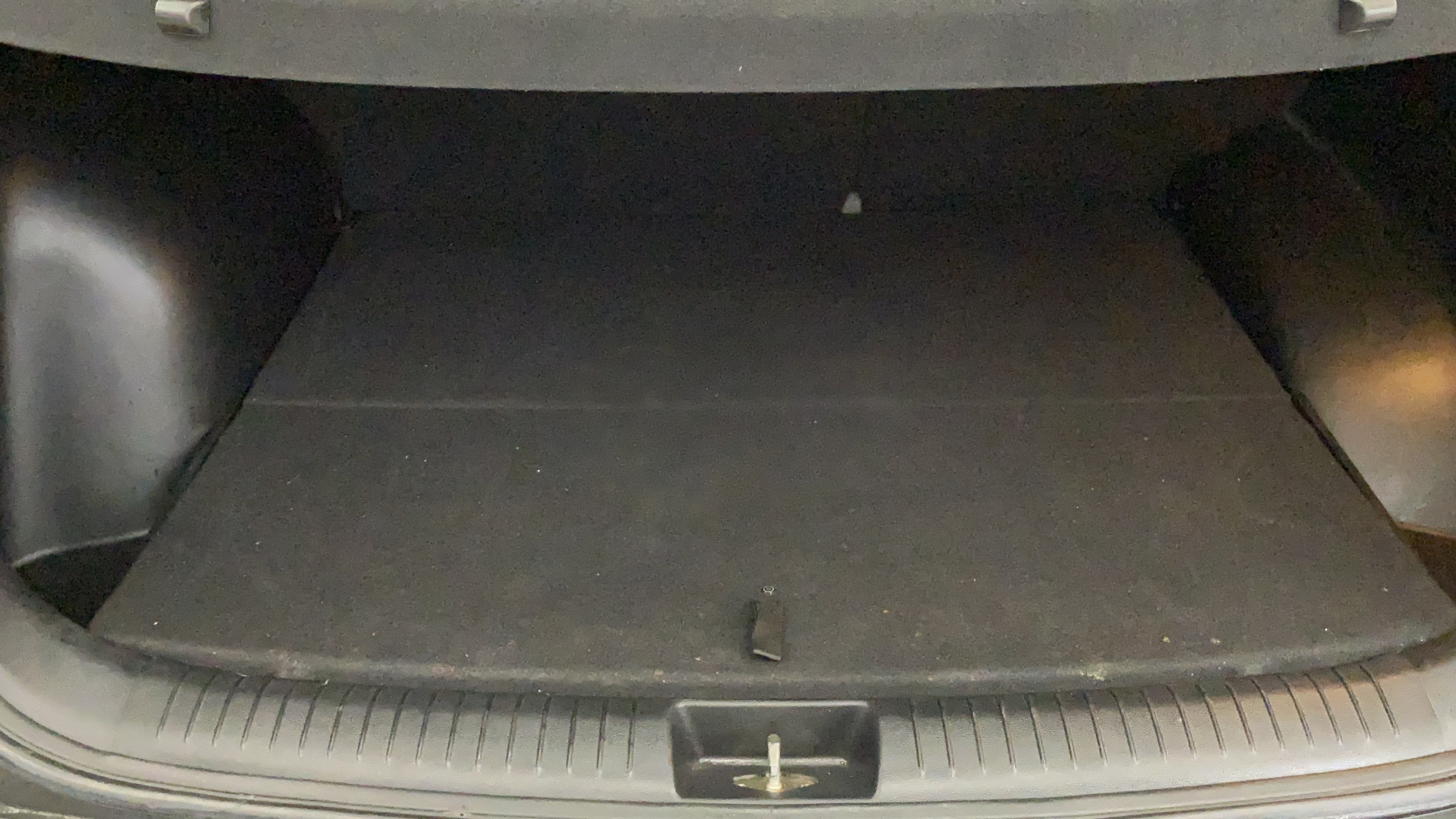 2018 Hyundai Creta SX AT 1.6 PETROL, Petrol, Automatic, 70,953 km, Boot Inside