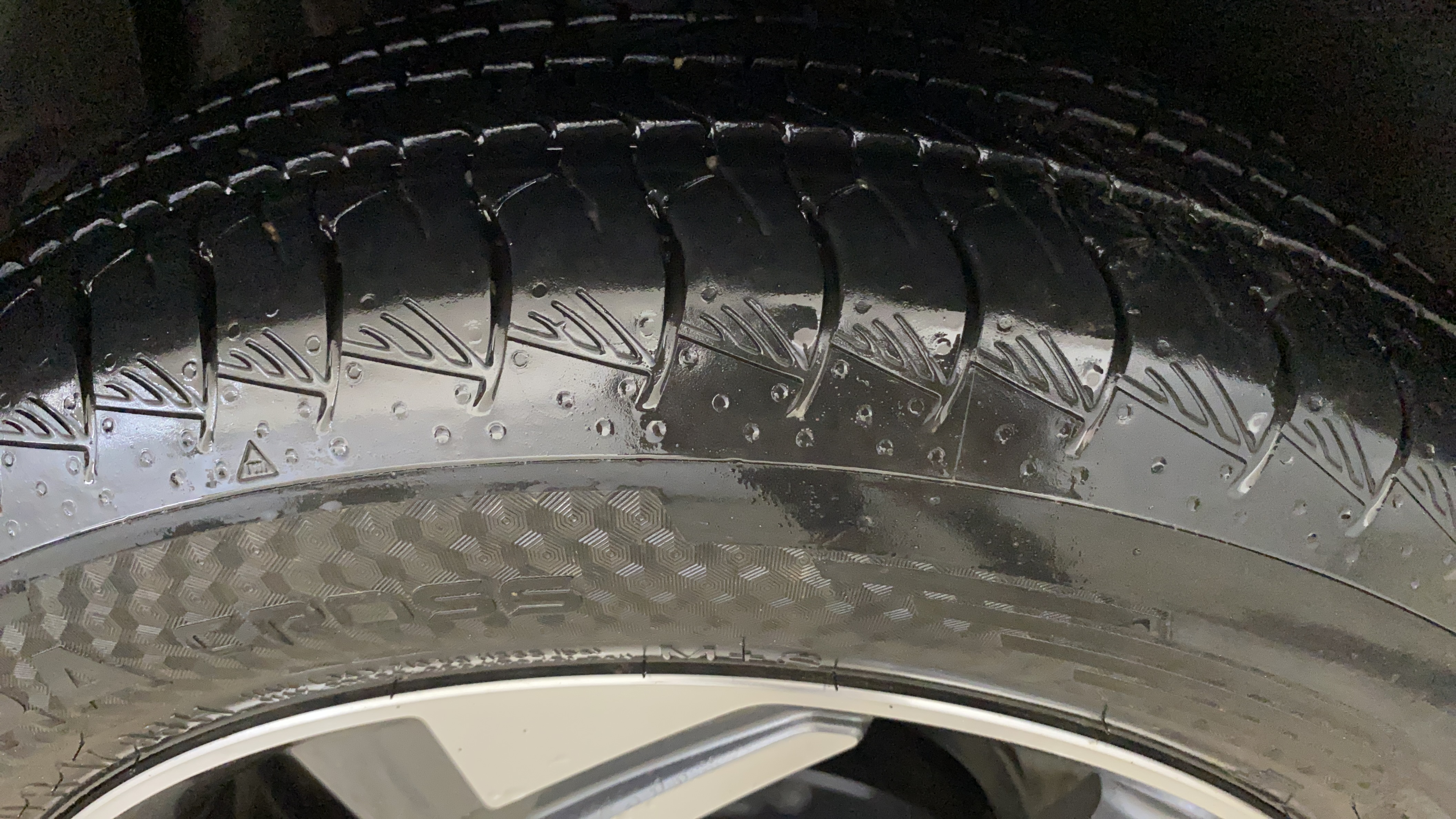 2018 Hyundai Creta SX AT 1.6 PETROL, Petrol, Automatic, 70,953 km, Right Rear Tyre Tread